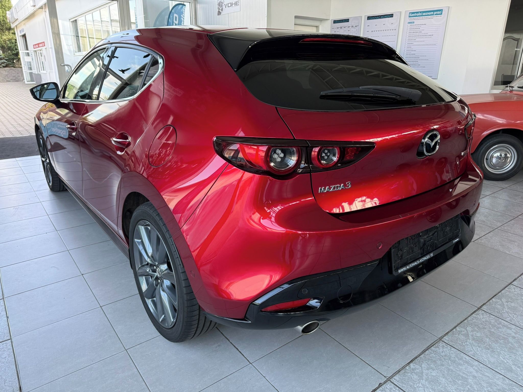 Mazda 3, SkyActiv-G 2.0 110kW 1.maj.DPH - fotka 5