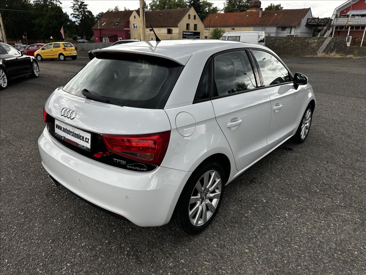 Audi A1, 1,4 TFSI-90kW-  Sportback - fotka 5