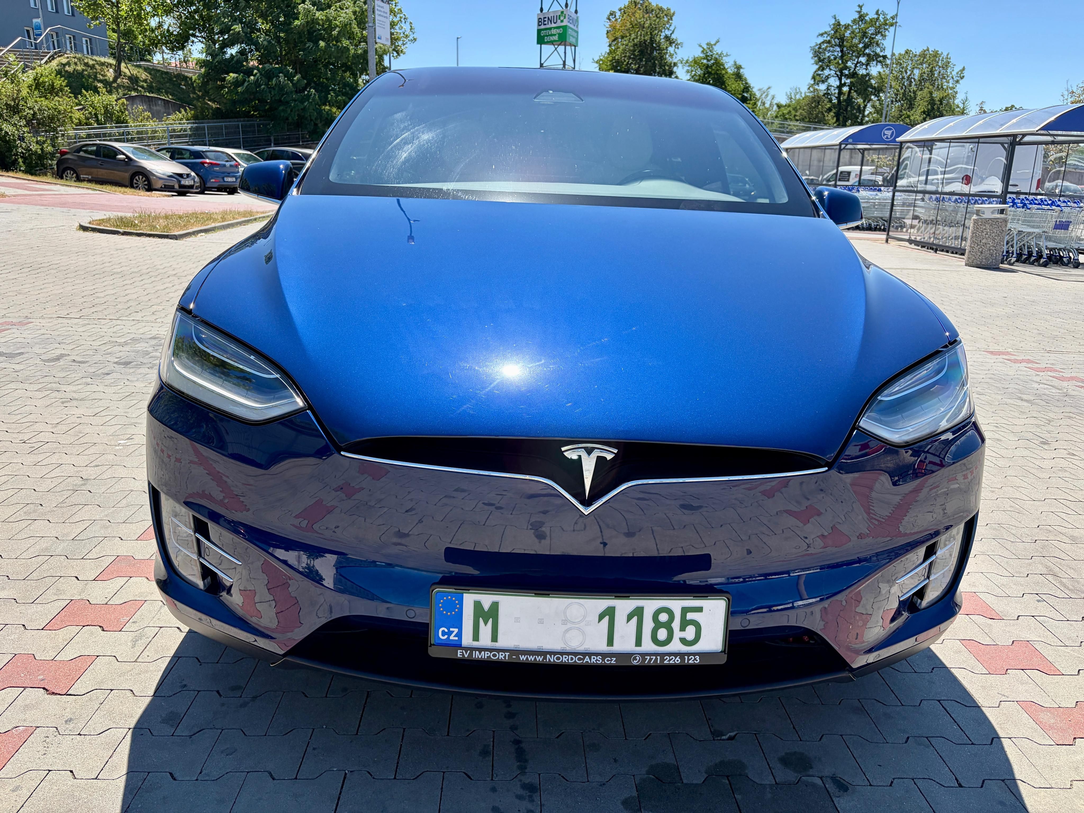 Tesla Model X, Performance Ludicrous + RAVEN - fotka 2