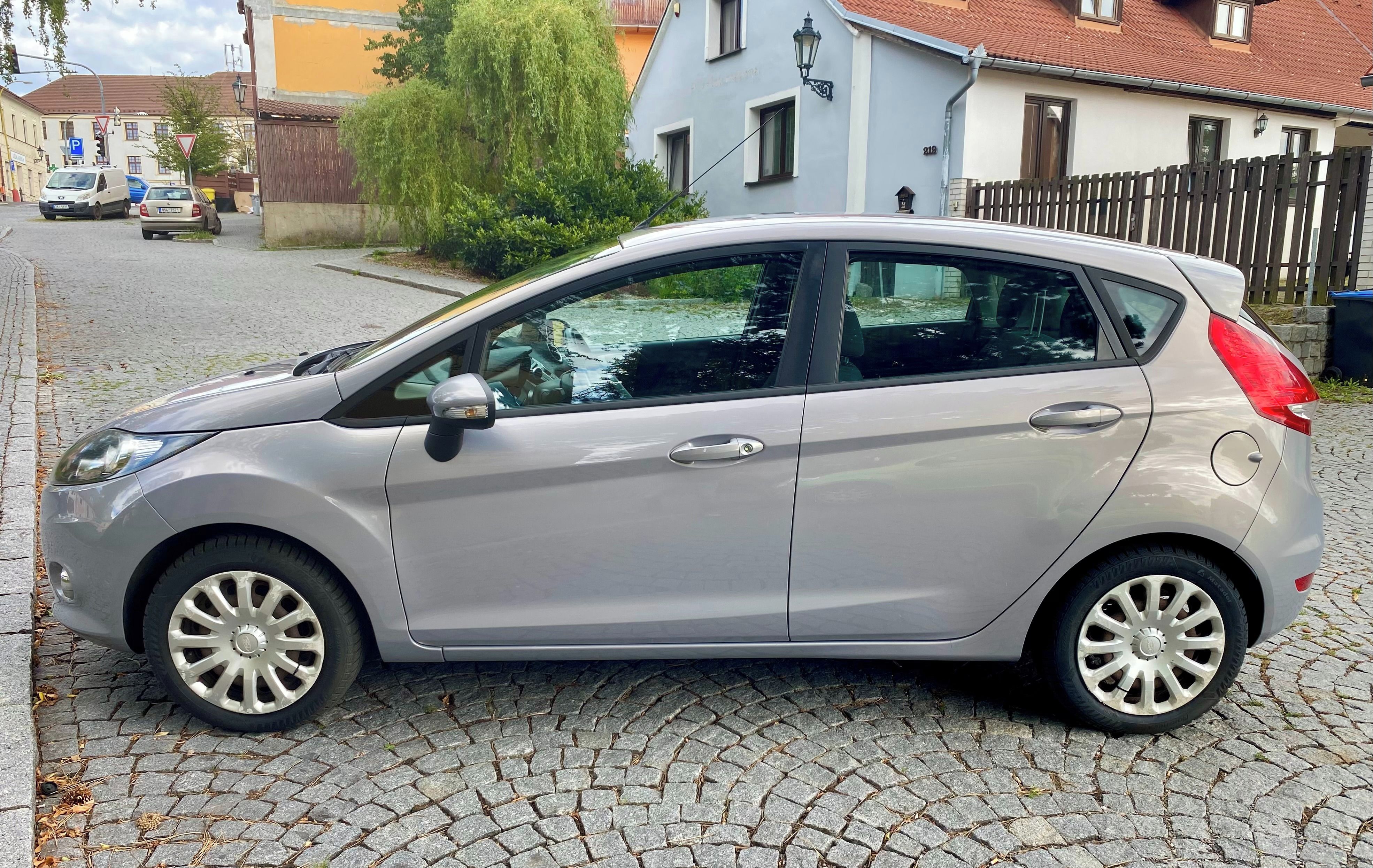 Ford Fiesta, 1,25, 44 kW, servisní knížka - fotka 5