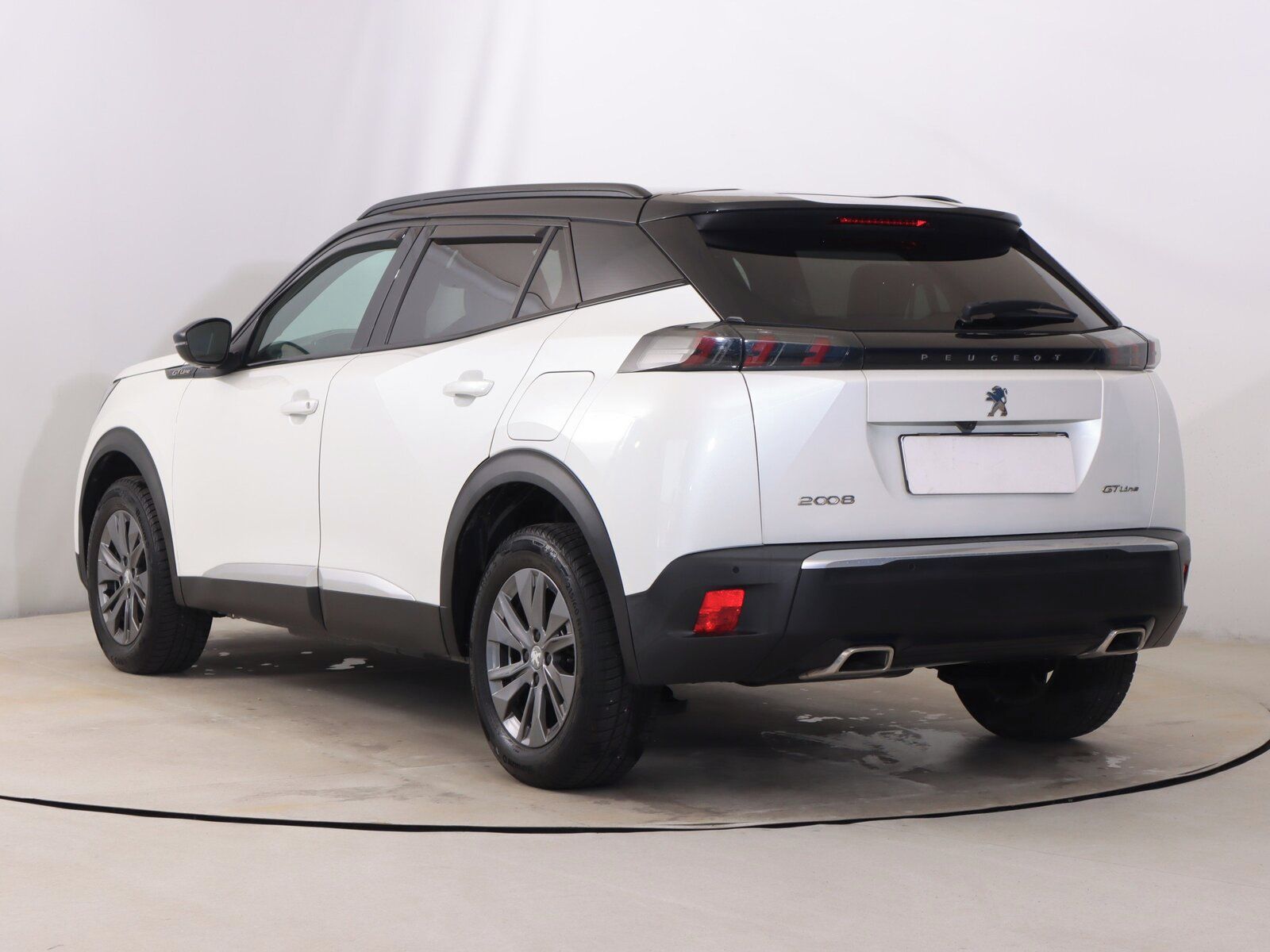 Peugeot 2008, 1.2 PureTech, GT Line - fotka 4