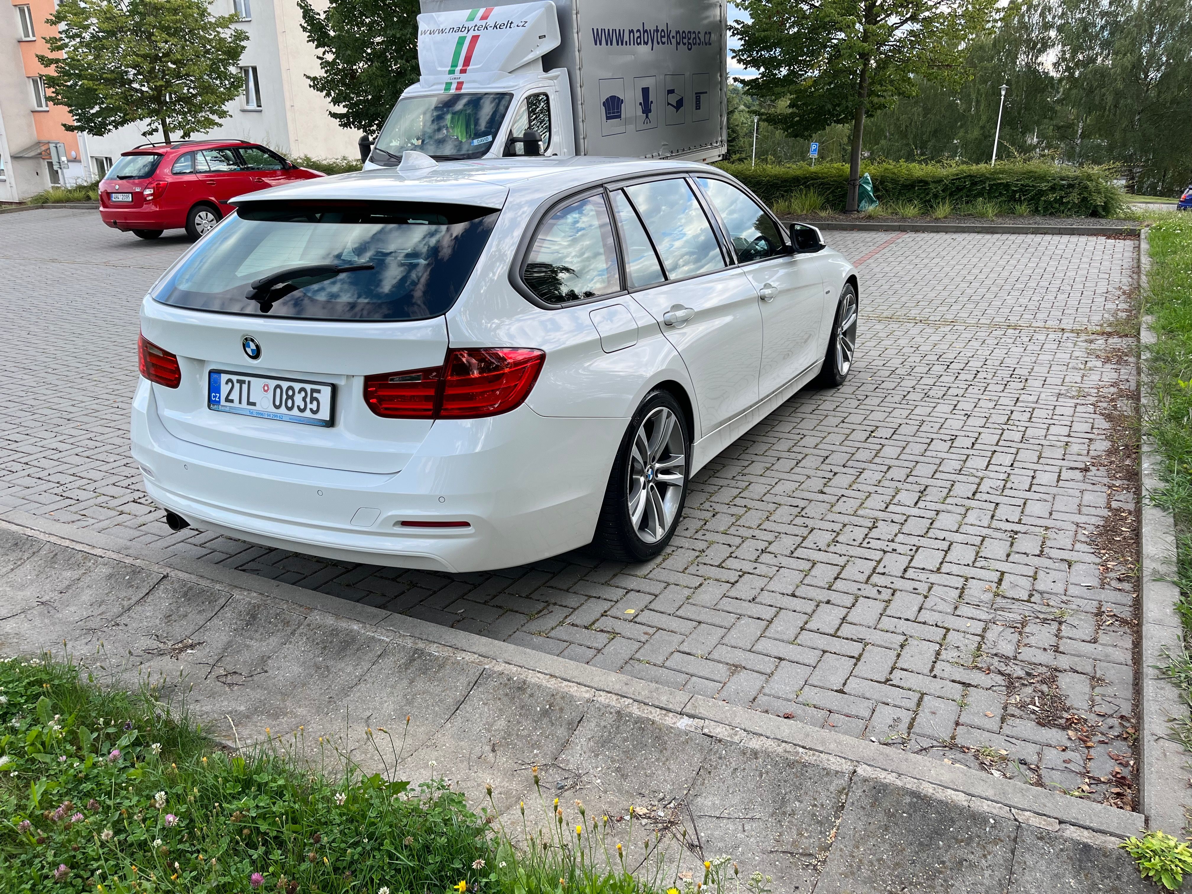 BMW Řada 3, BMW Řada 3, 320d, 135kw, Sport - fotka 6