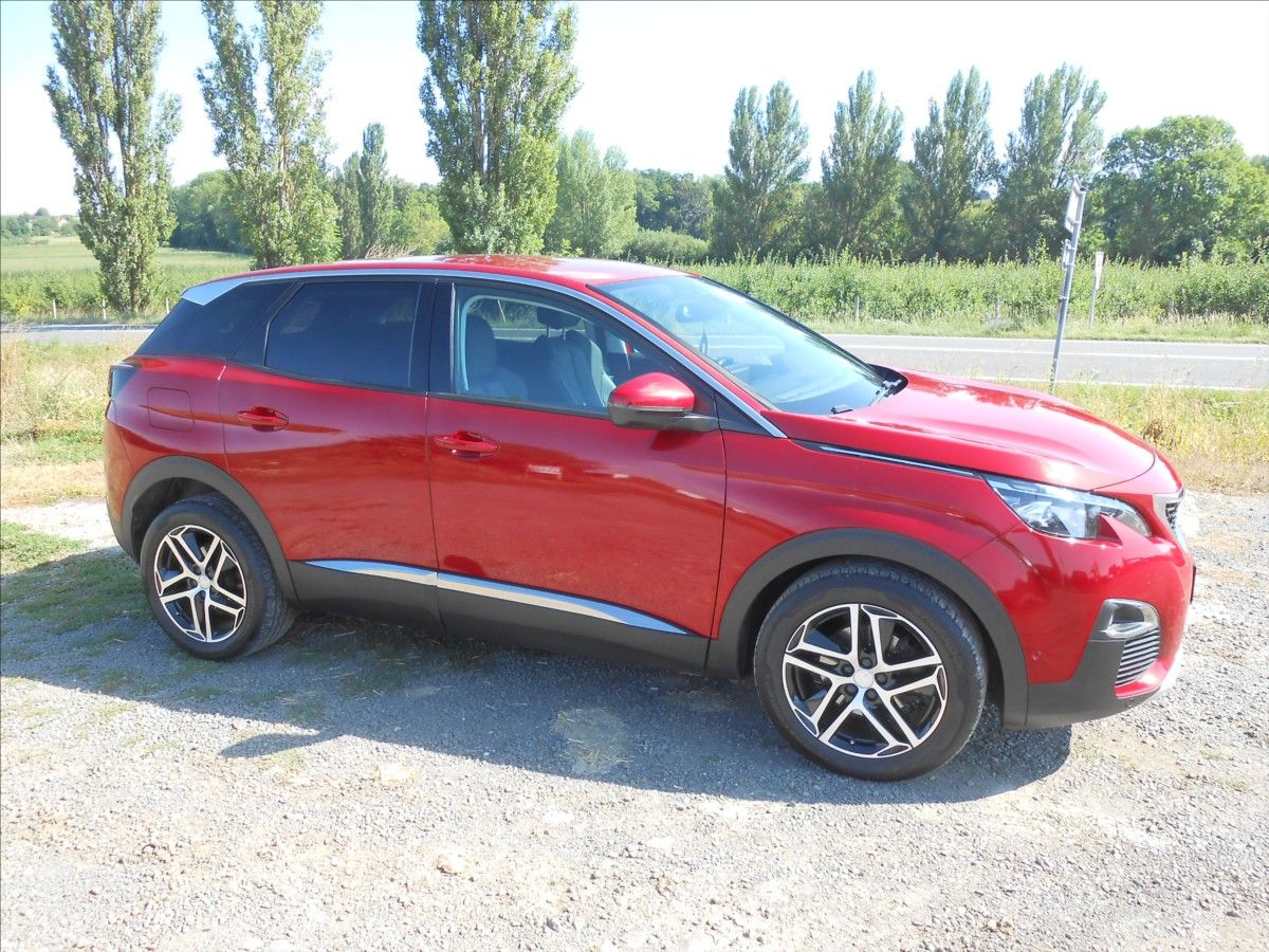 Peugeot 3008, 1,5 HDI 96 kW ALLURE Serviska - fotka 6