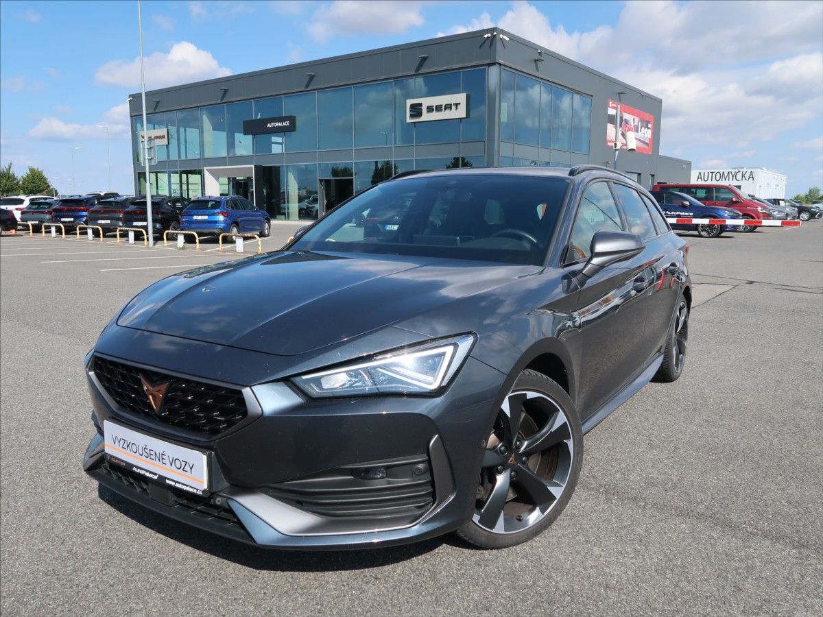 Cupra Leon, 2,0 TSi DSG 180kW ČR 1.majitel