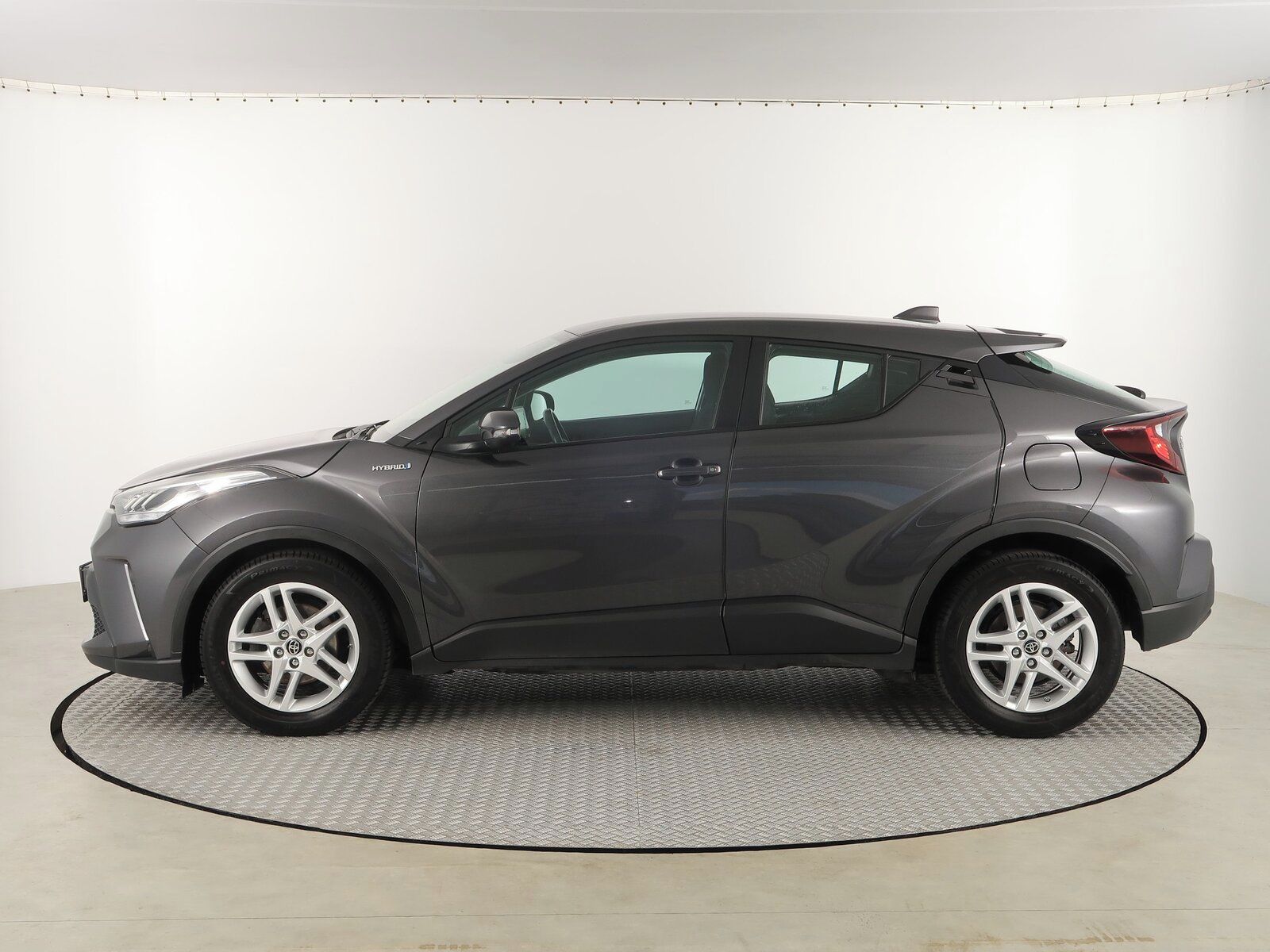 Toyota C-HR, 1.8 Hybrid, Automat - fotka 3