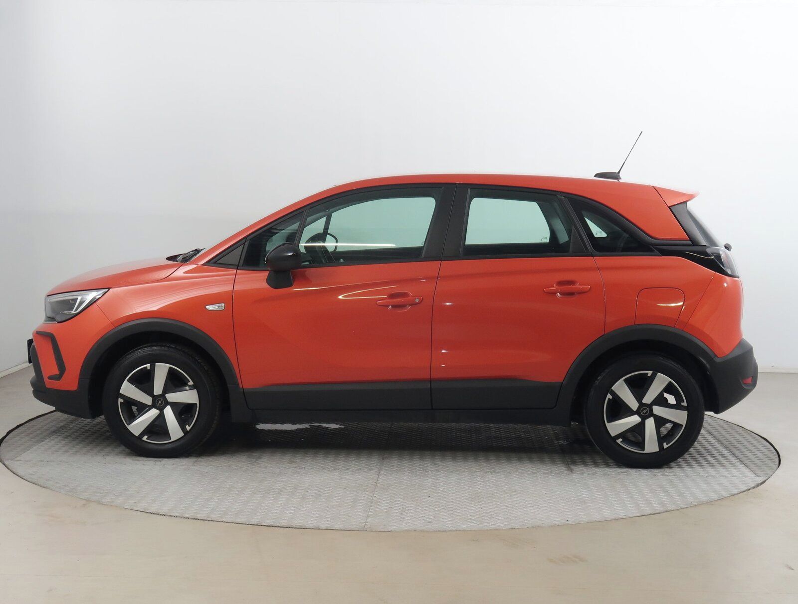 Opel Crossland, 1.2, Serv.kniha, Navi - fotka 3