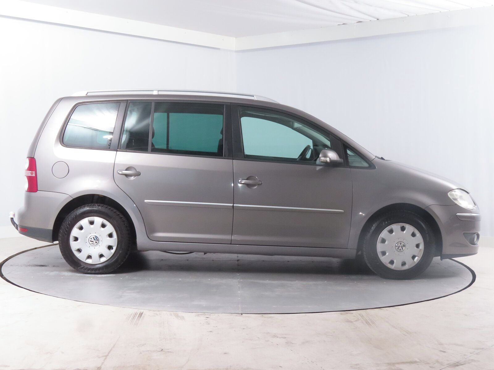 Volkswagen Touran, 2.0 TDI, Comfortline, Tažné - fotka 6