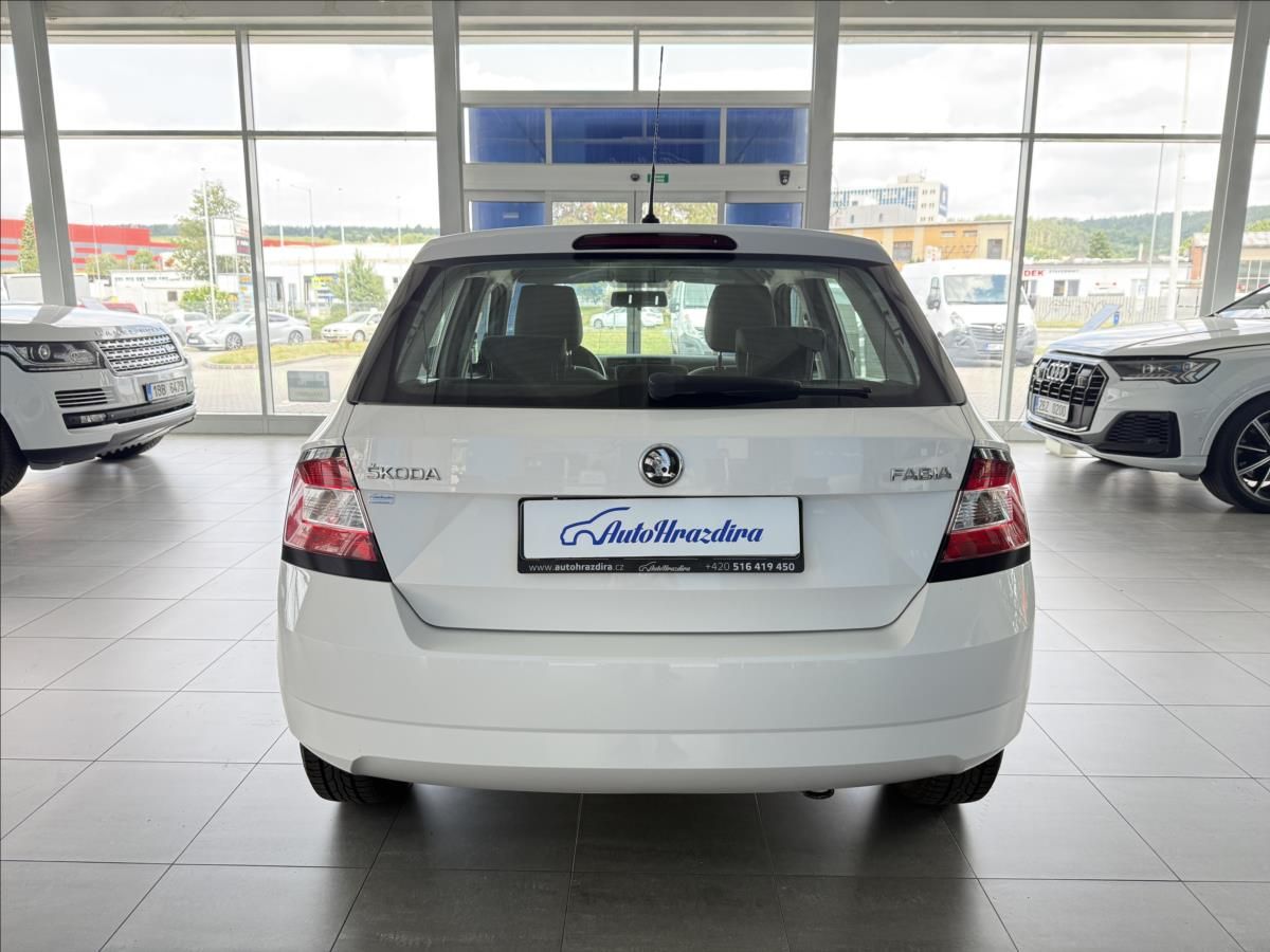 Škoda Fabia, 1,2   TSI 66kW,SERVISKA,2. MAJ - fotka 5