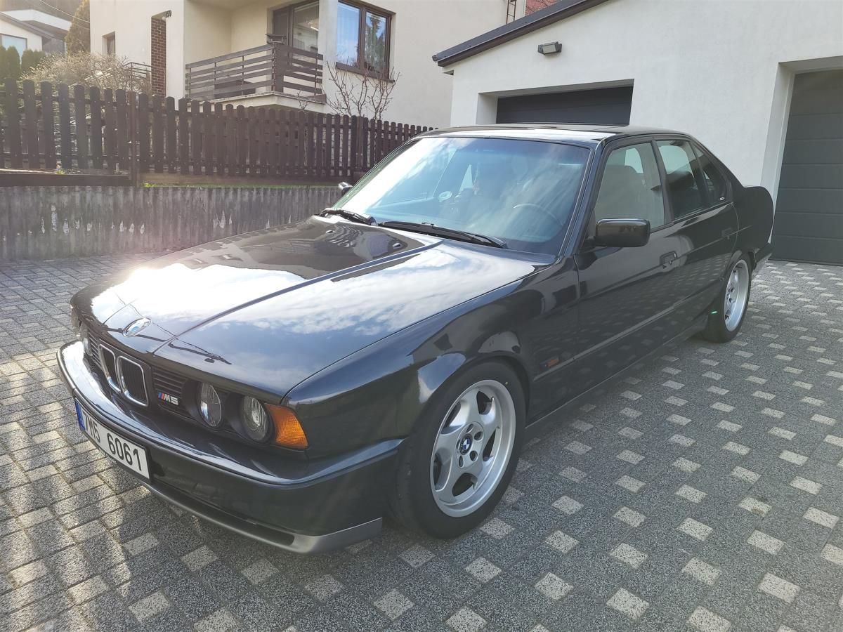BMW M5, E34 - EDICE NÜRBURGRING