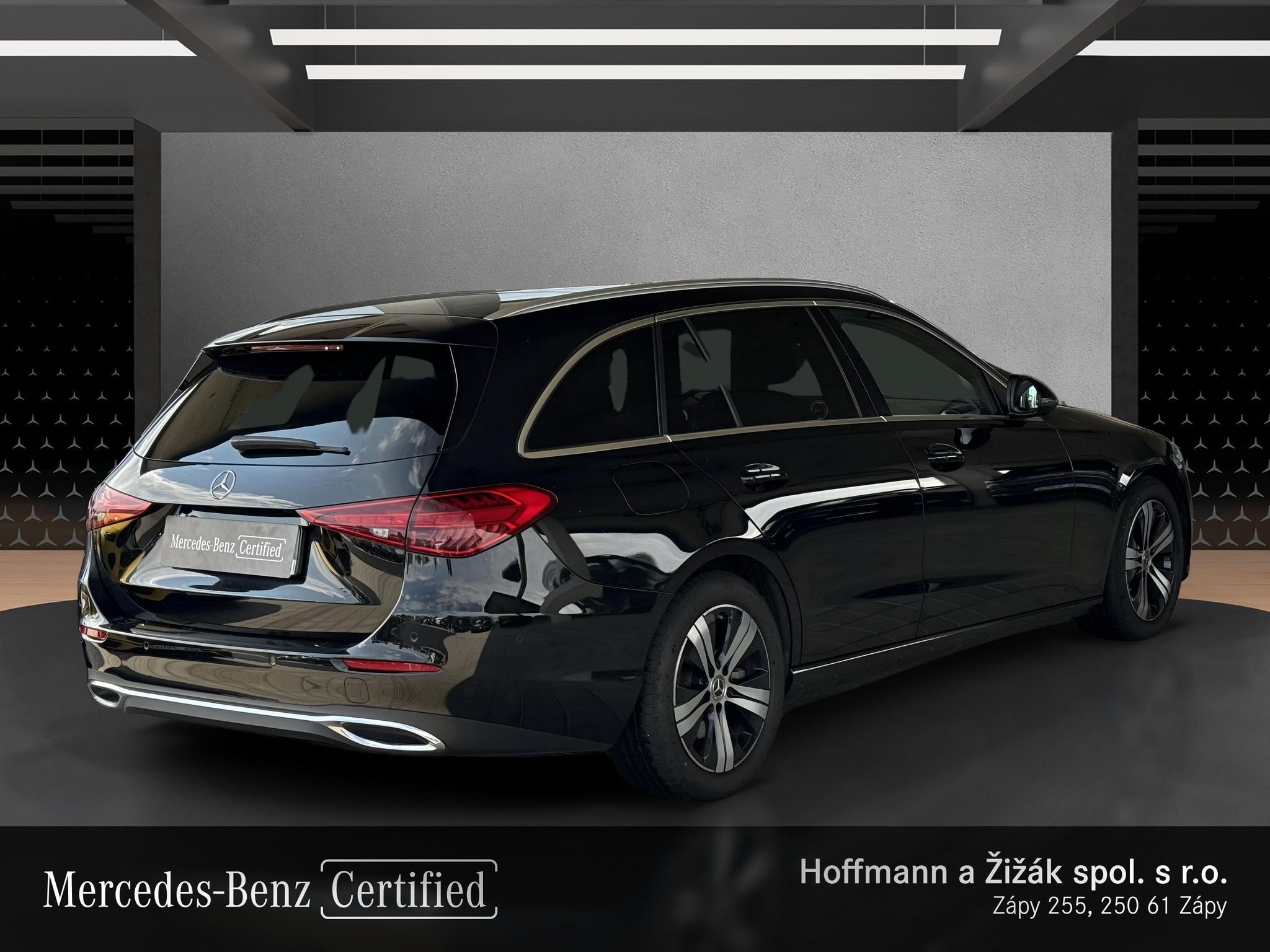 Mercedes-Benz Třídy C, Avantgarde 4 MATIC kombi - fotka 5