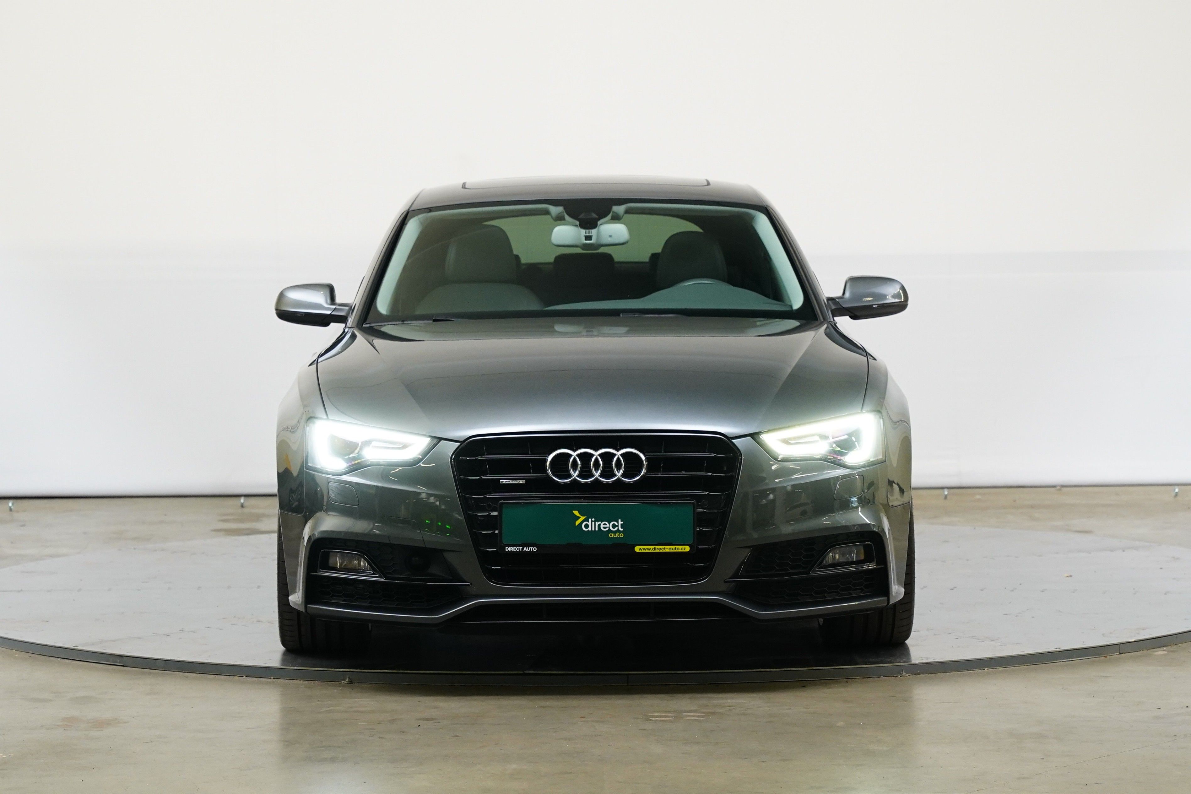 Audi A5, 3.0 TFSI 200 kW S line - fotka 4
