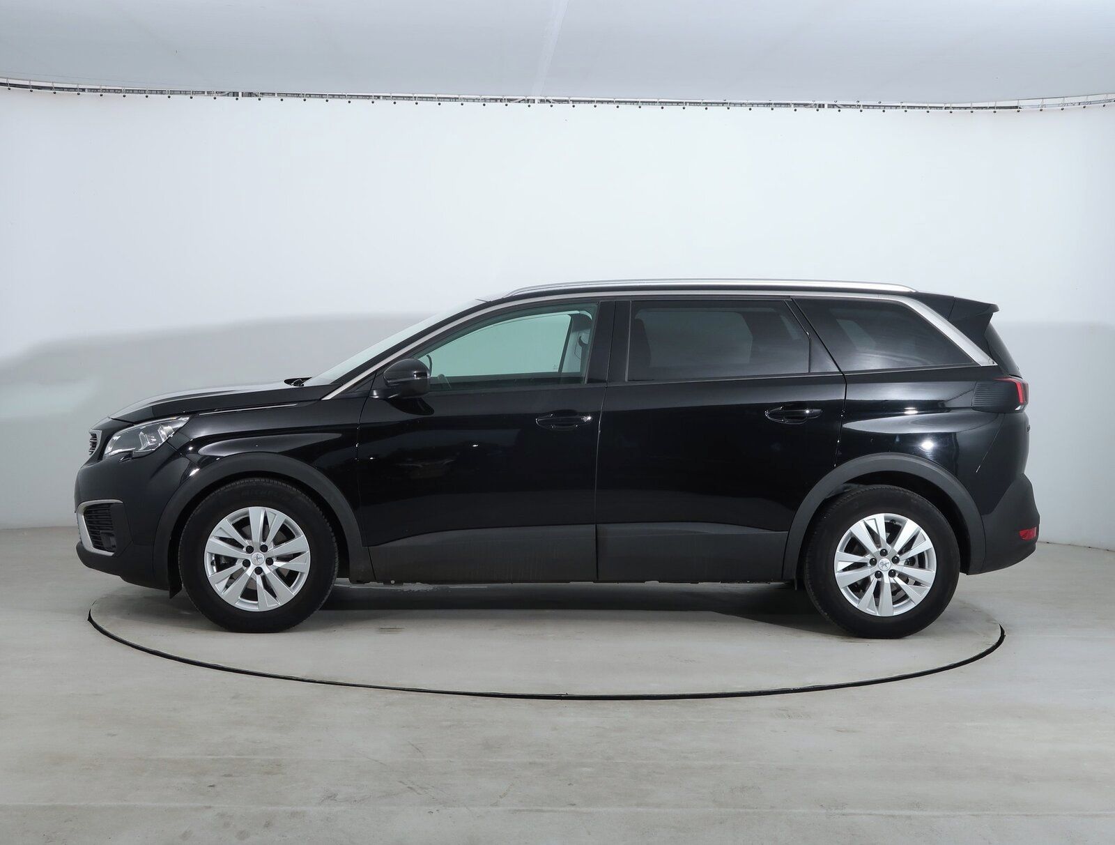Peugeot 5008, PureTech 130, Automat, 7 míst - fotka 3