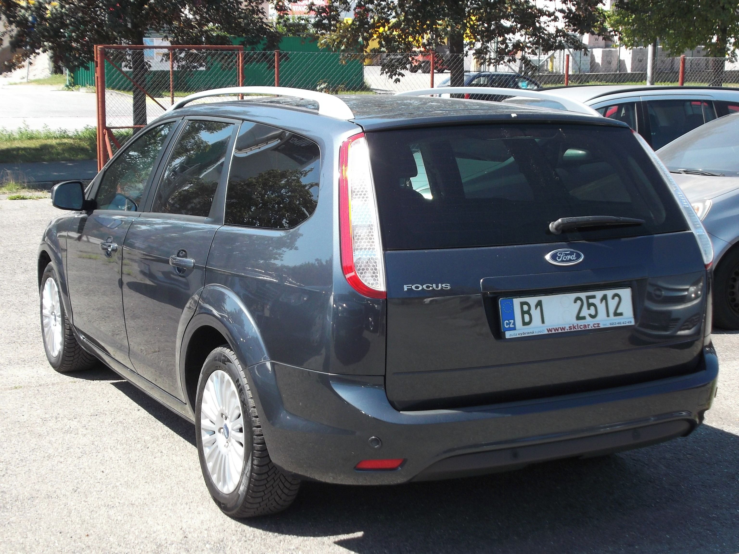 Ford Focus, 1,6 16V Titanium PDC,vyhř.sklo - fotka 6