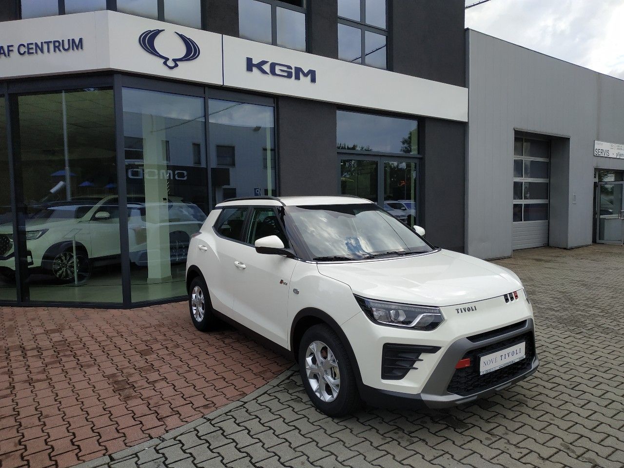 KGM Tivoli, 1.5T Style 2WD,AT SKLADEM - fotka 3