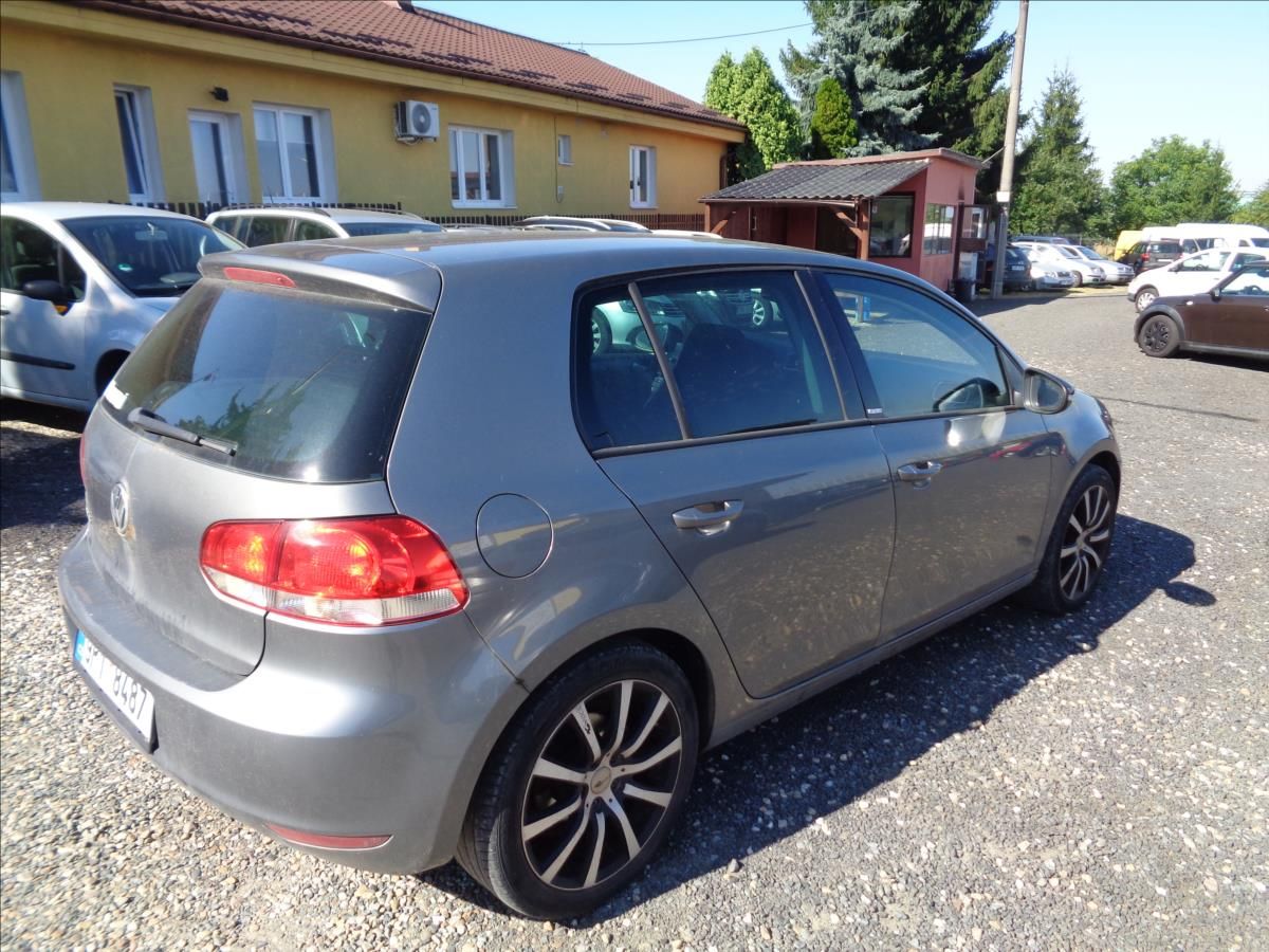 Volkswagen Golf, 1,2 tsi - fotka 3