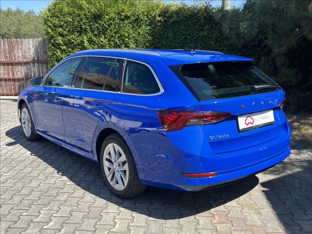 Škoda Octavia, 2,0 TDI 110kW Style webasto - fotka 3
