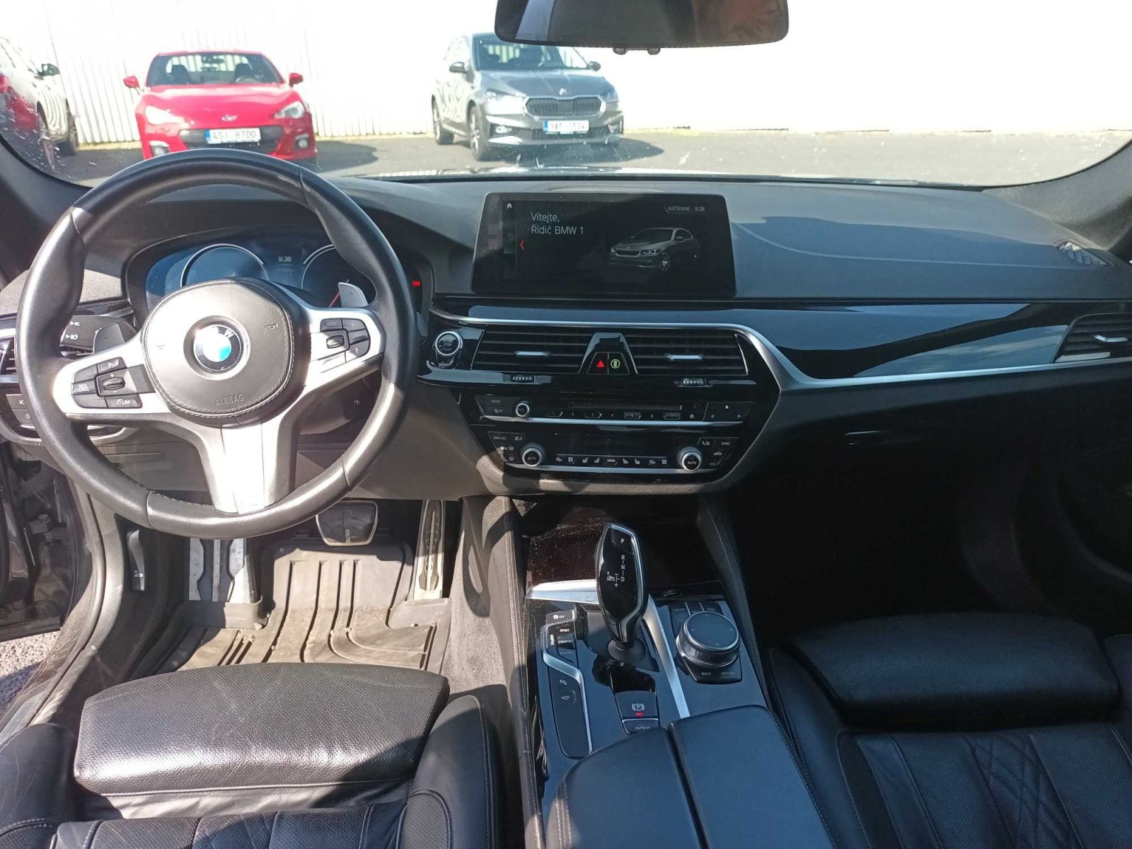 BMW Řada 5, 530d xDrive, 4X4, Automat - fotka 3