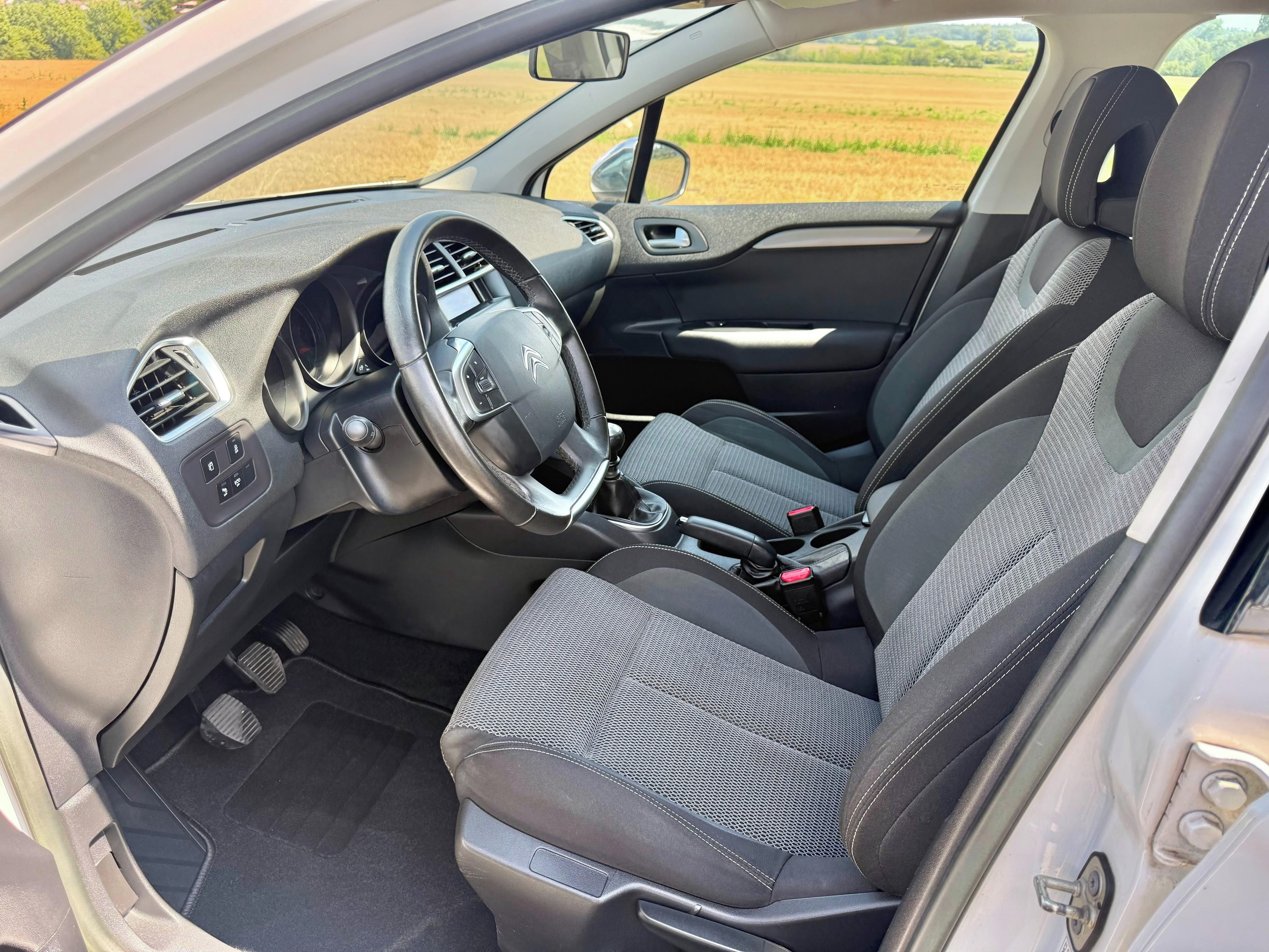 Citroën C4, 1.2 THP, rozvody, historie, CZ - fotka 6