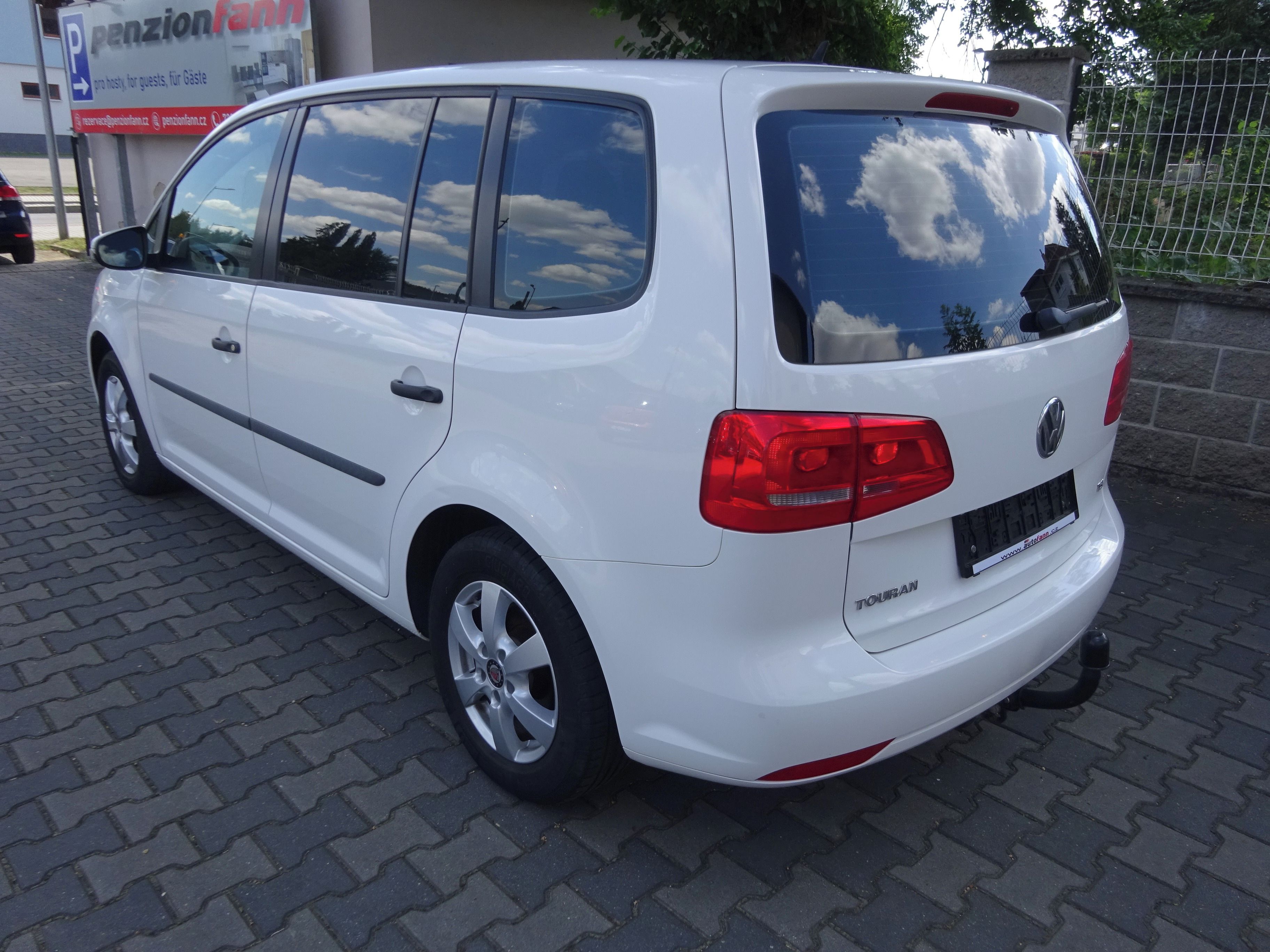 Volkswagen Touran, 1.4TSi 103kW. Servisní kniha. - fotka 5