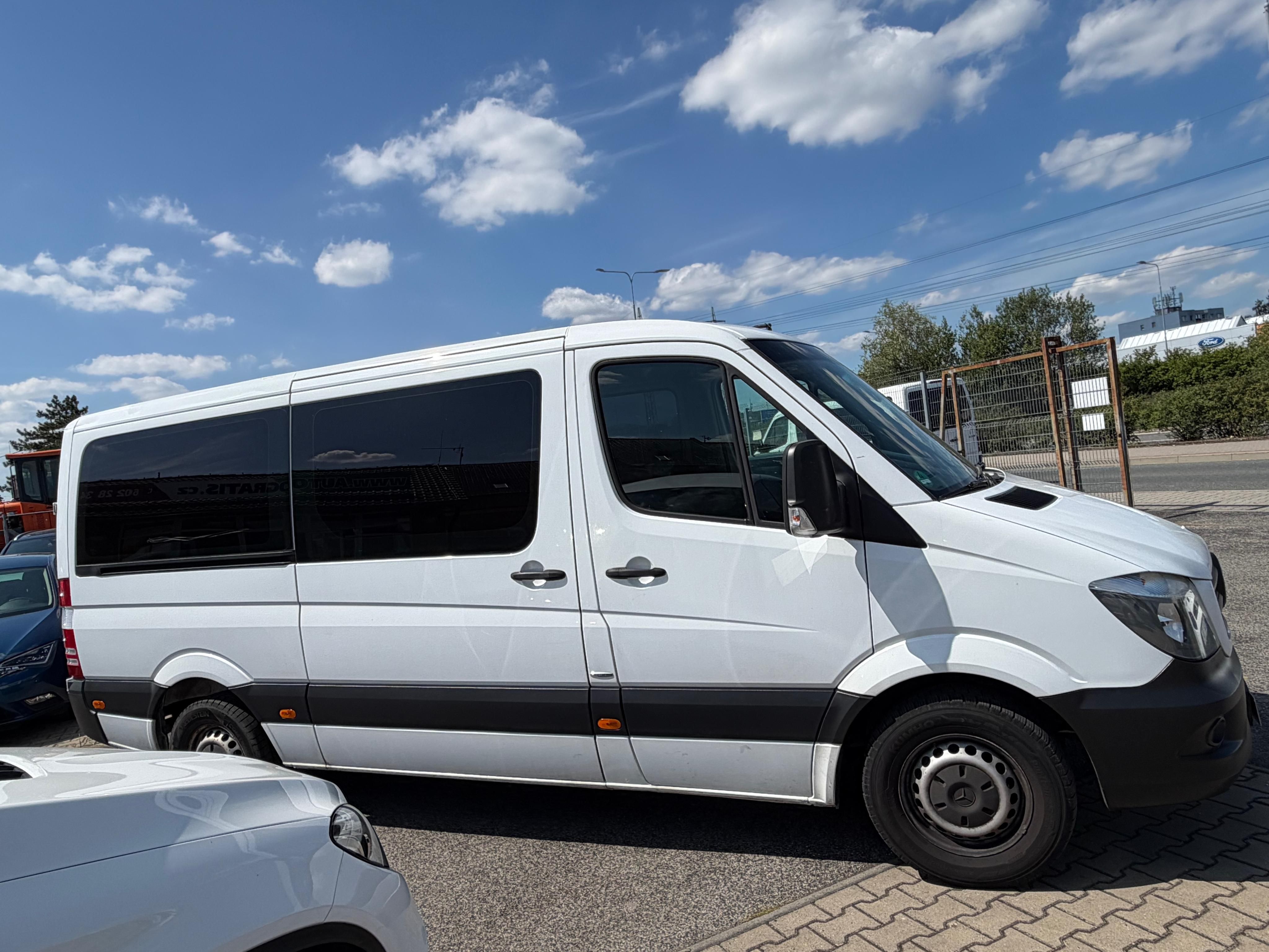 Mercedes-Benz Sprinter, 2.2DCI-120KW-KLIMA-190000KM. - fotka 4
