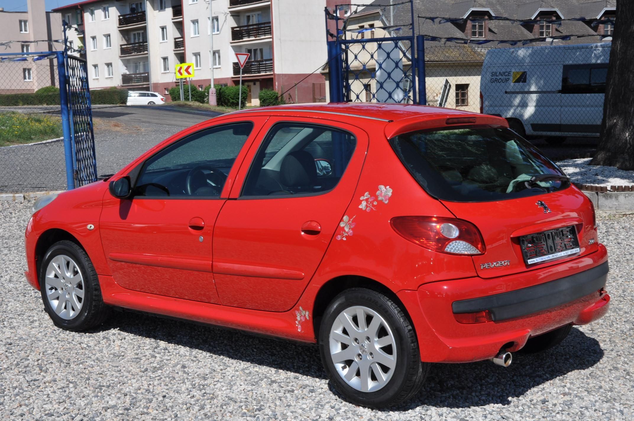 Peugeot 206, 1.4i 55kW 5dv. - fotka 4