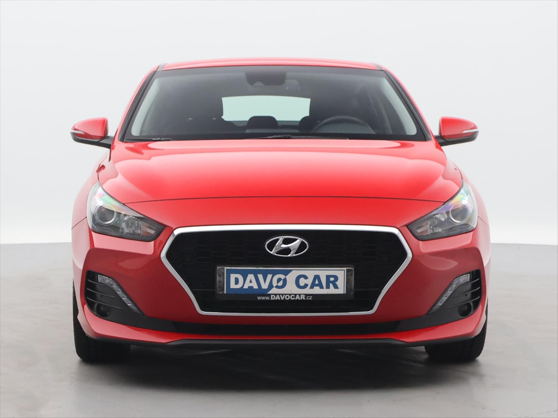 Hyundai i30, 1,4 T-GDI 103 kW Style Fastbac - fotka 2
