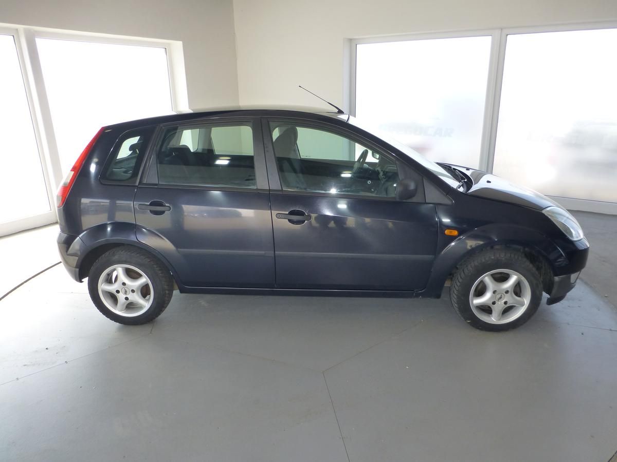 Ford Fiesta, 1,3i-**ALU KOLA***KLIMATIZACE* - fotka 4