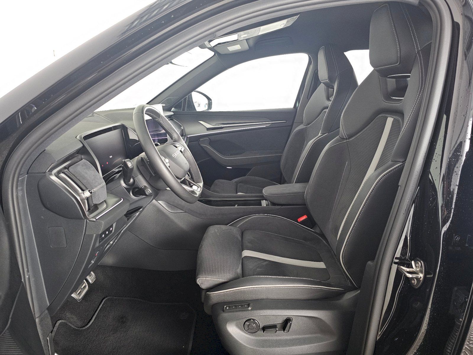 Škoda Kodiaq, 2.0TDi 142kW 4X4 SPORTLINE 7S - fotka 6