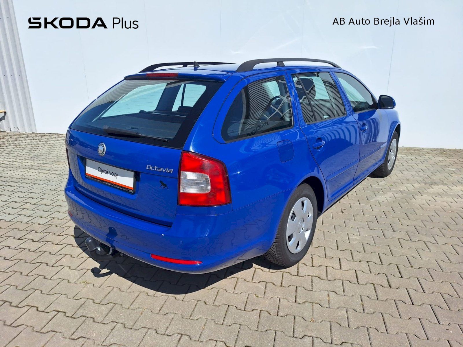 Škoda Octavia, COMBI / 1.6 MPI / 75 kW / 5MP - fotka 2