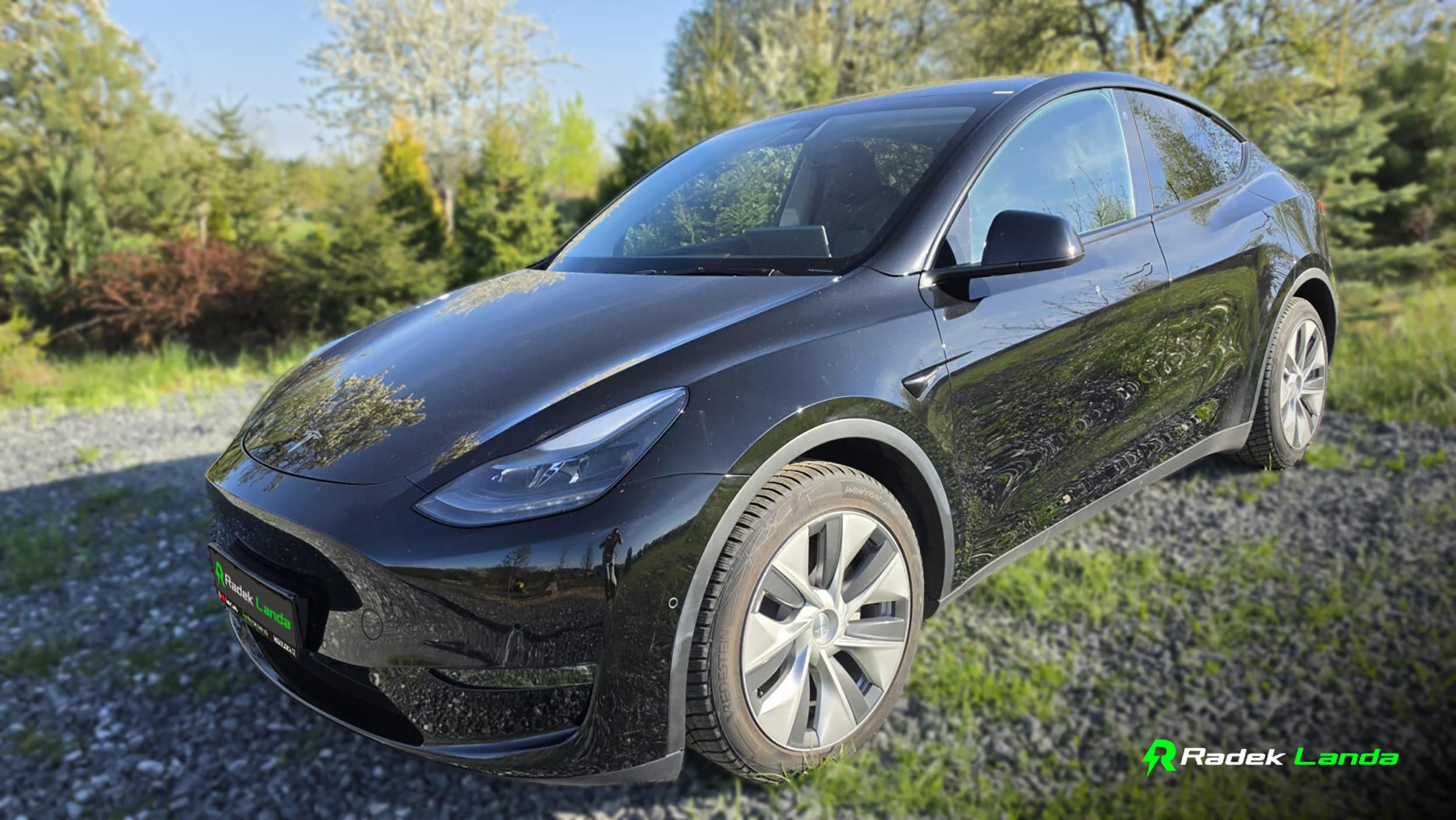 Tesla Model Y, Dual Motor 4×4 + možnost FSD