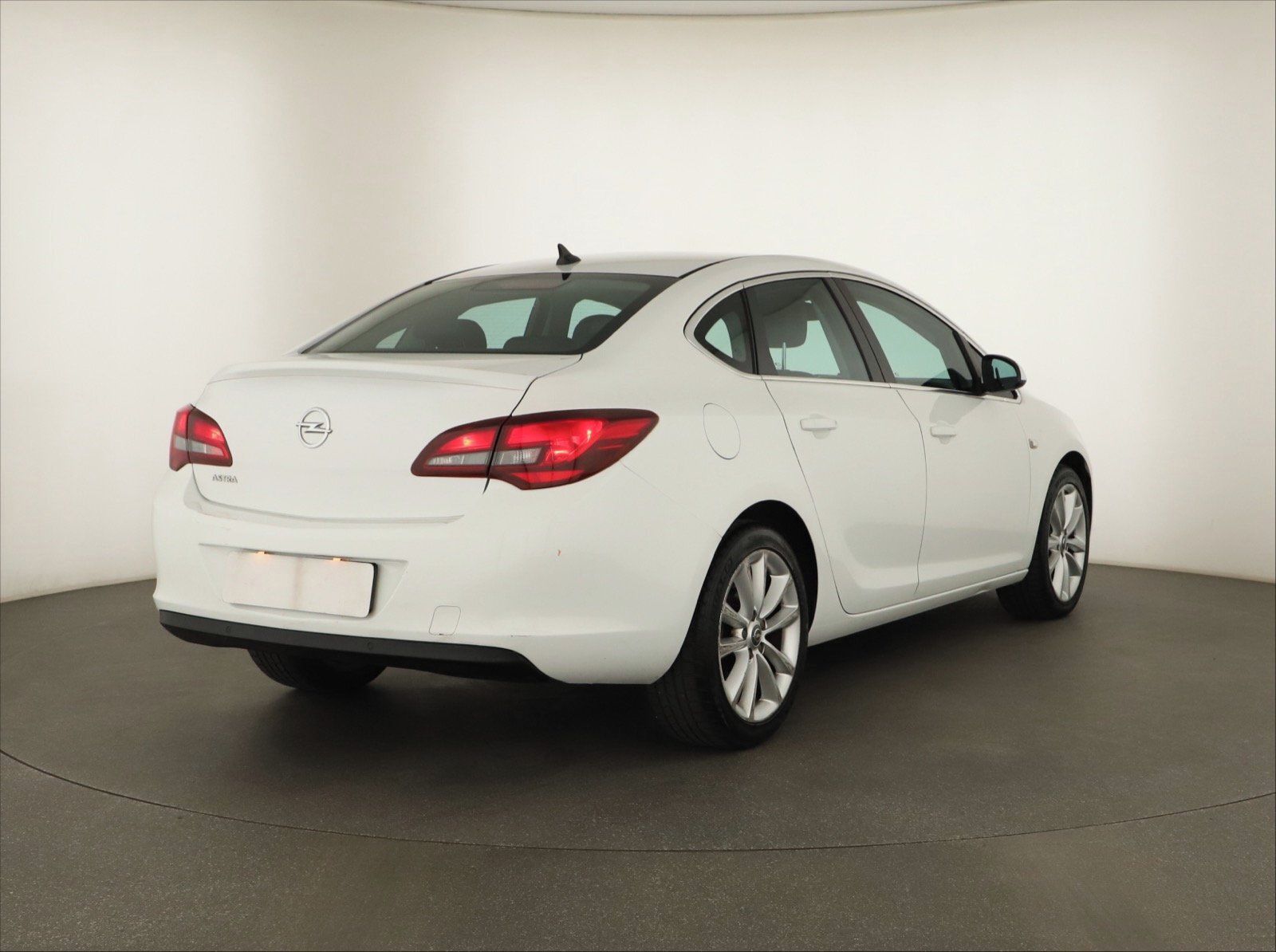 Opel Astra, 1.6 CDTI, Klima - fotka 5