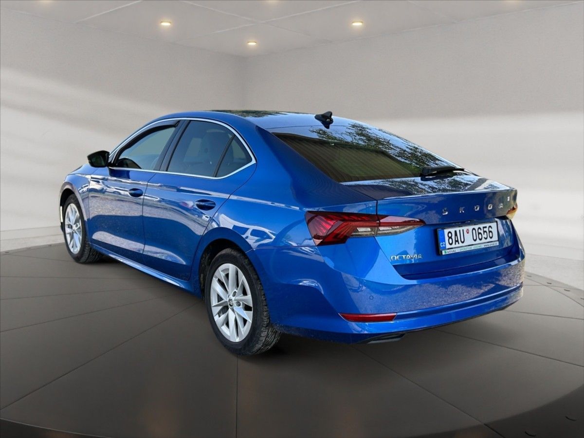 Škoda Octavia, 2,0 TDI 85 Style DSG - fotka 4
