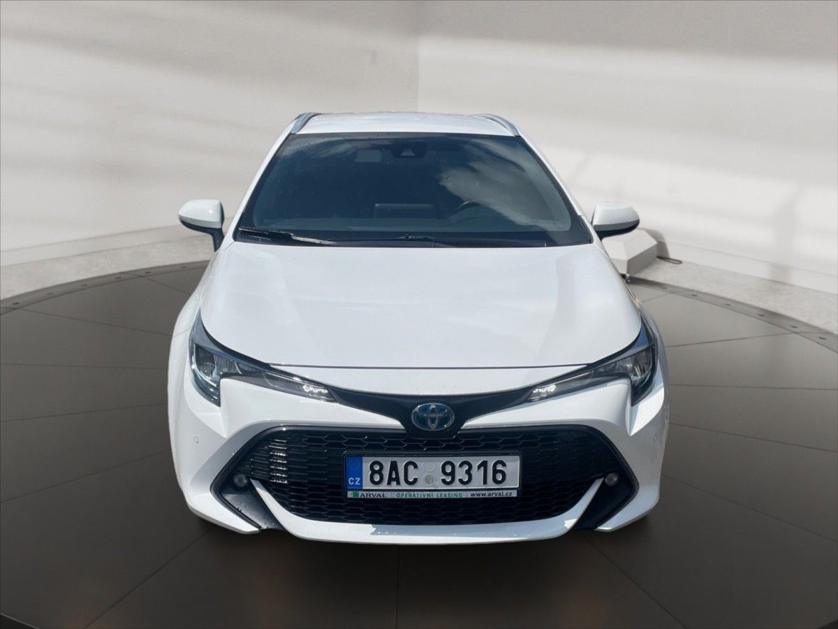 Toyota Corolla, 1,8 HEV Comfort AT - fotka 2