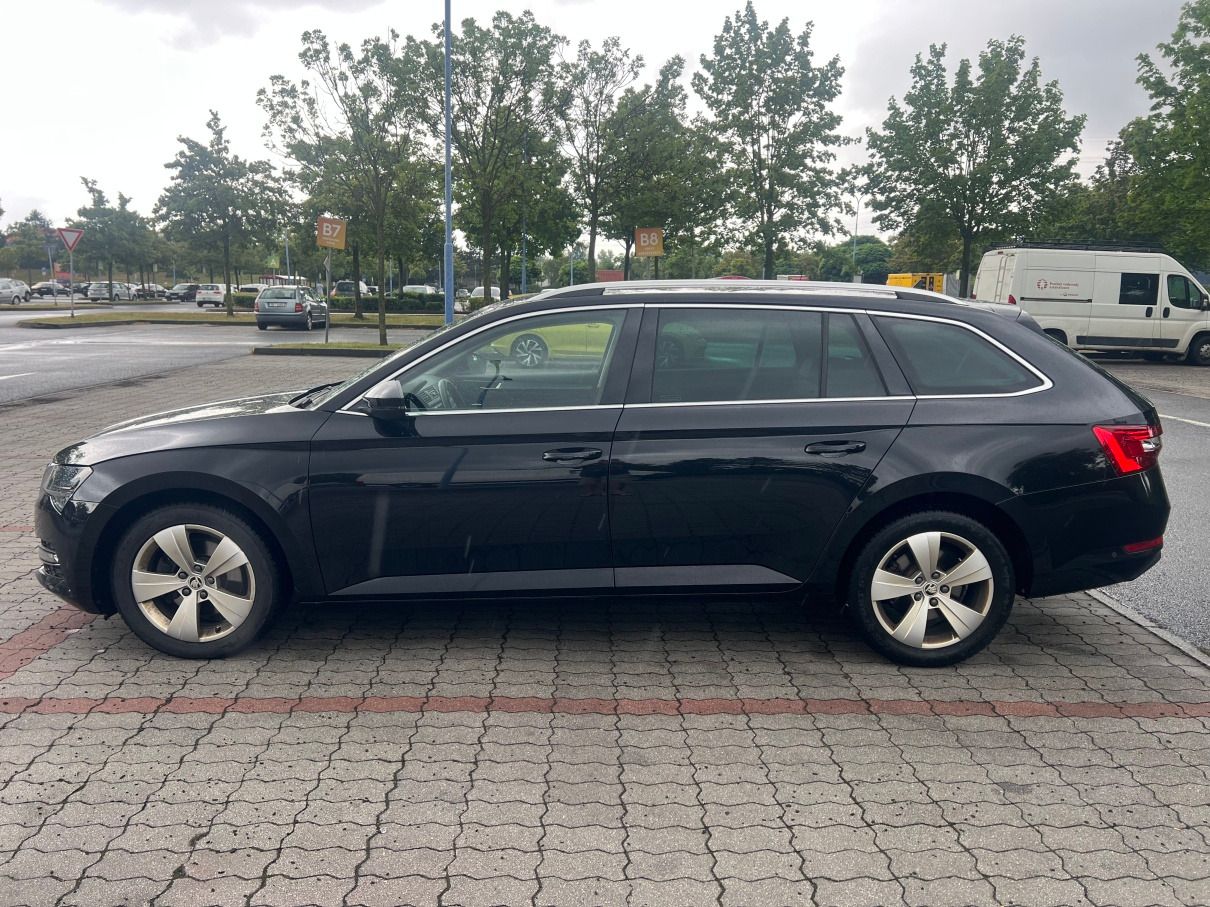 Škoda Superb, 2.0TDI DSG Style Plus,Virtual - fotka 2