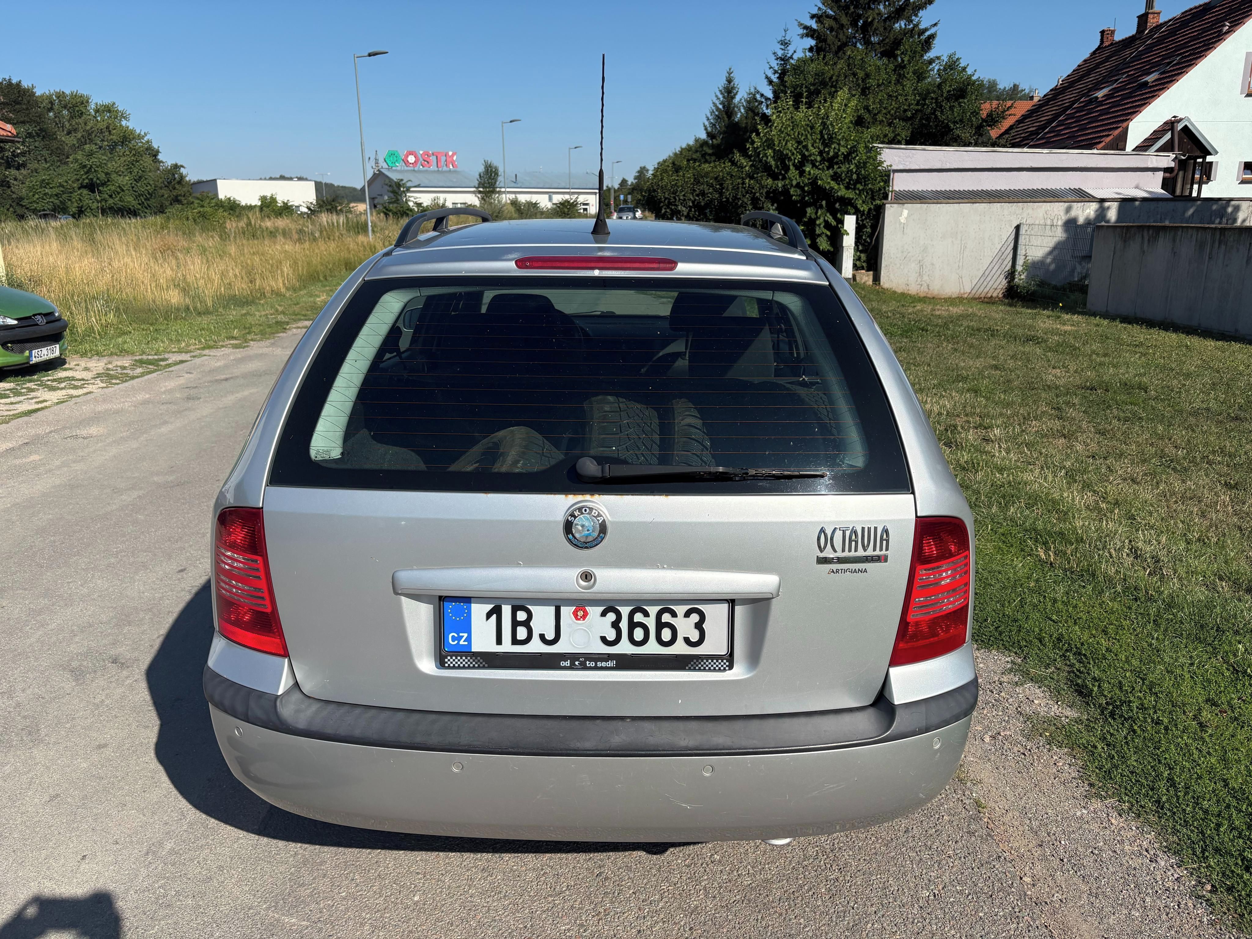 Škoda Octavia, 1.9TDi  81kW Climatronic - fotka 5