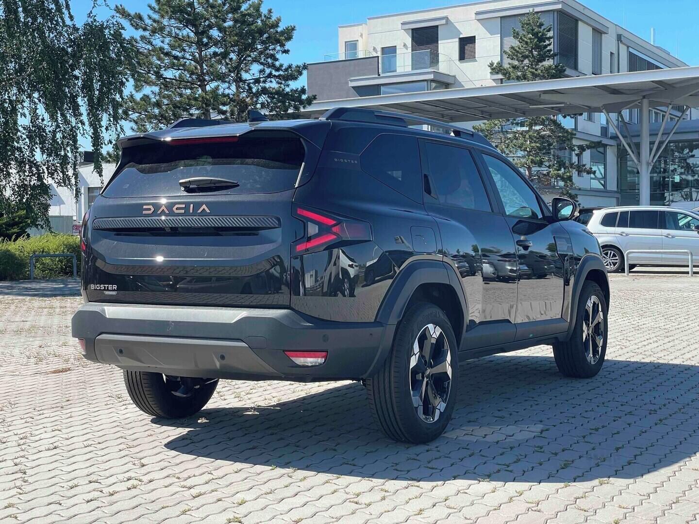 Dacia Bigster, Extreme Hybrid 155 1,8 115 kW - fotka 3
