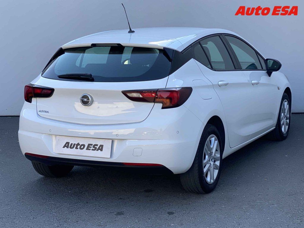 Opel Astra, 1.5 CDTi,ČR,servis.kniha - fotka 4