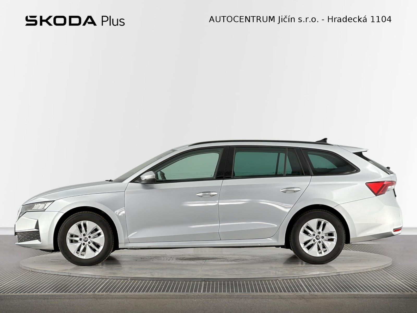 Škoda Octavia, Combi 1.5TSI 85kW Selection - fotka 3