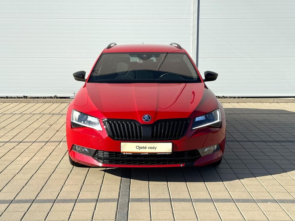 Škoda Superb, SportLine 2.0 TSI 206 kW - fotka 2