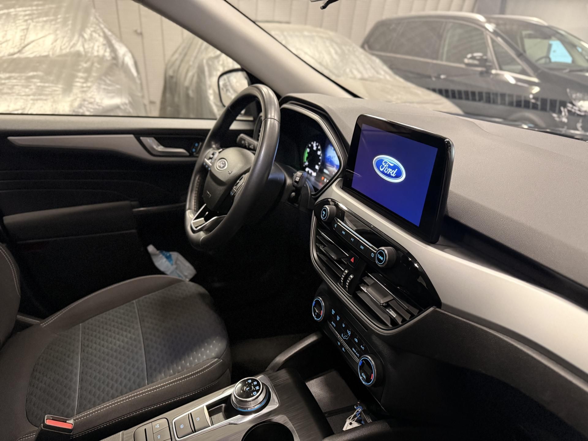 Ford Kuga, 2.5 plev ,50km dojezd - fotka 5
