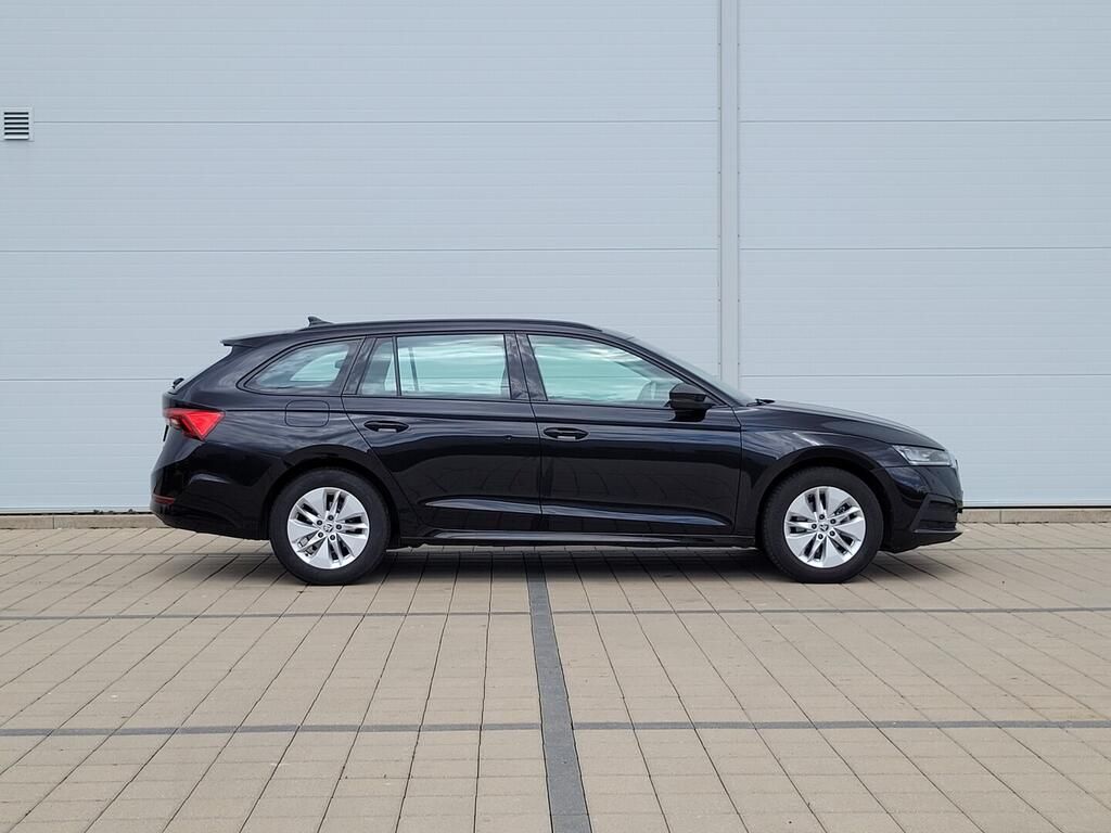 Škoda Octavia, Active Plus 1.5 TSI 110 kW - fotka 4