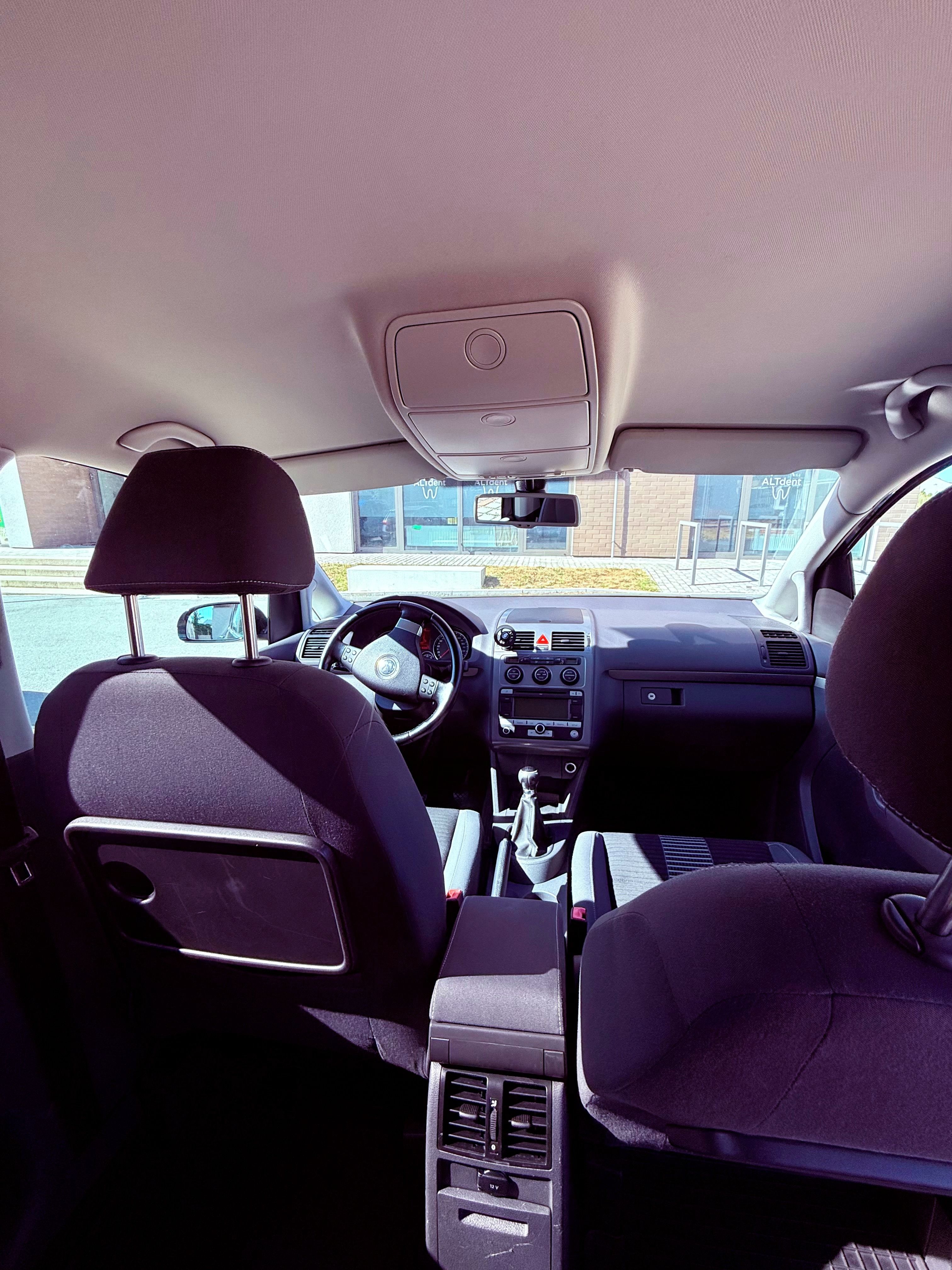 Volkswagen Touran, 2.0 TDI, STK 07/2028 - fotka 5