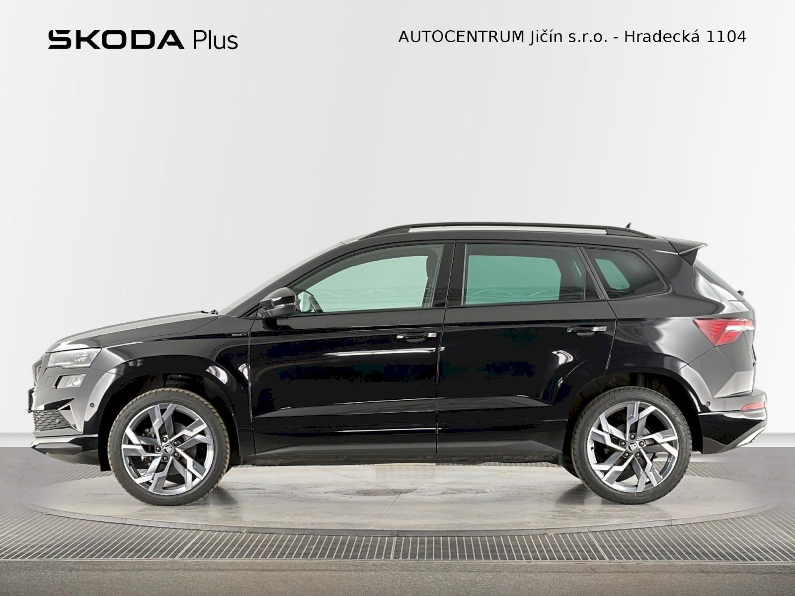 Škoda Karoq, DSG 2.0TDI 110kW 4x4 SportLine - fotka 3