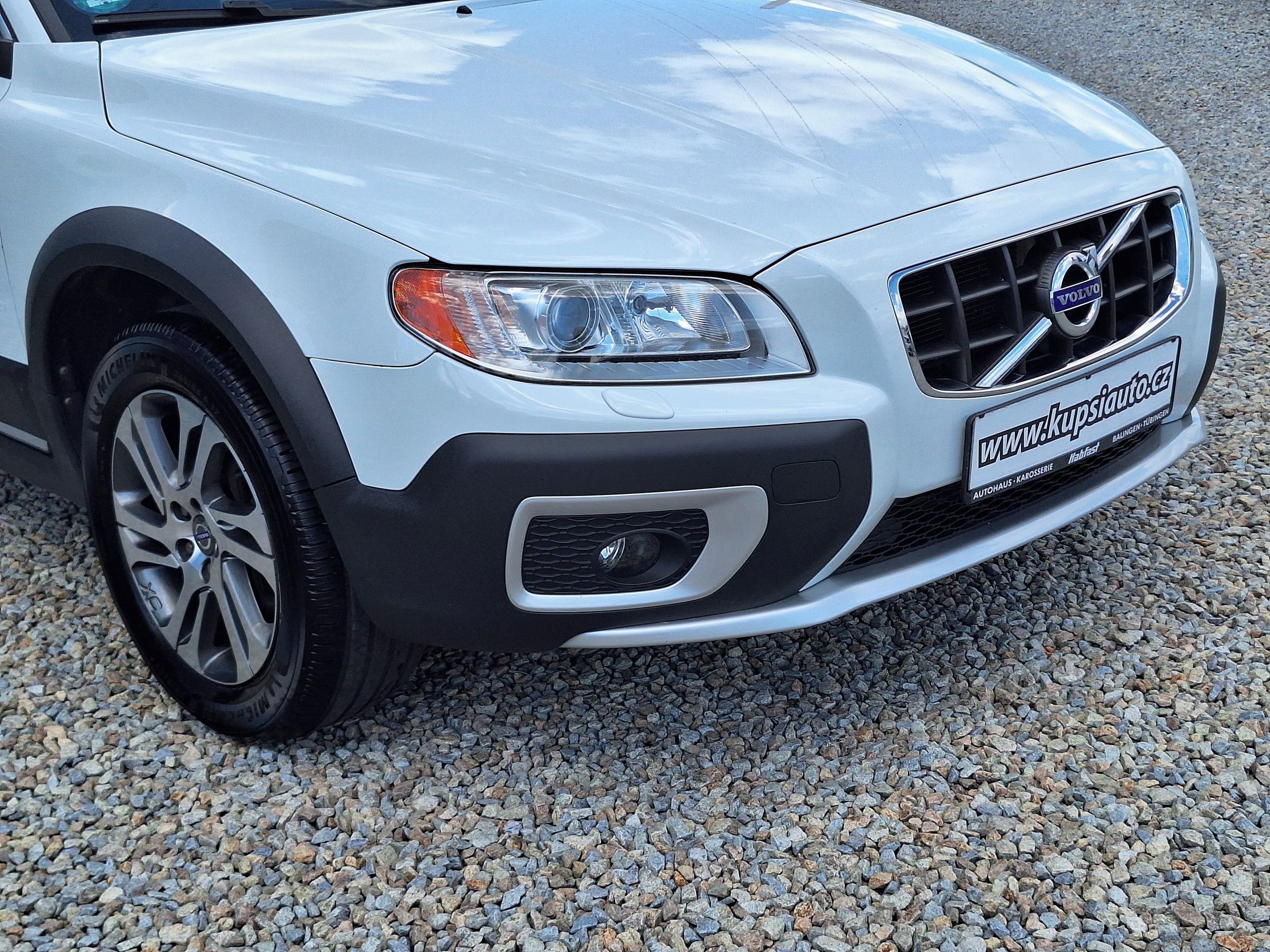 Volvo XC70, D5 AWD MANUÁL - fotka 4