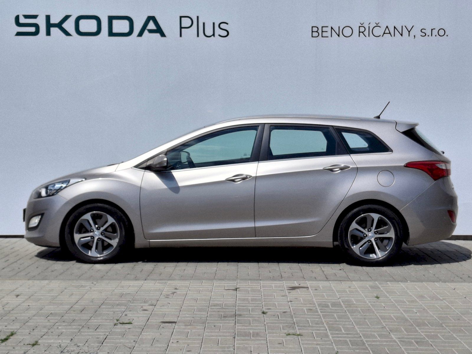 Hyundai i30, Kombi - fotka 3
