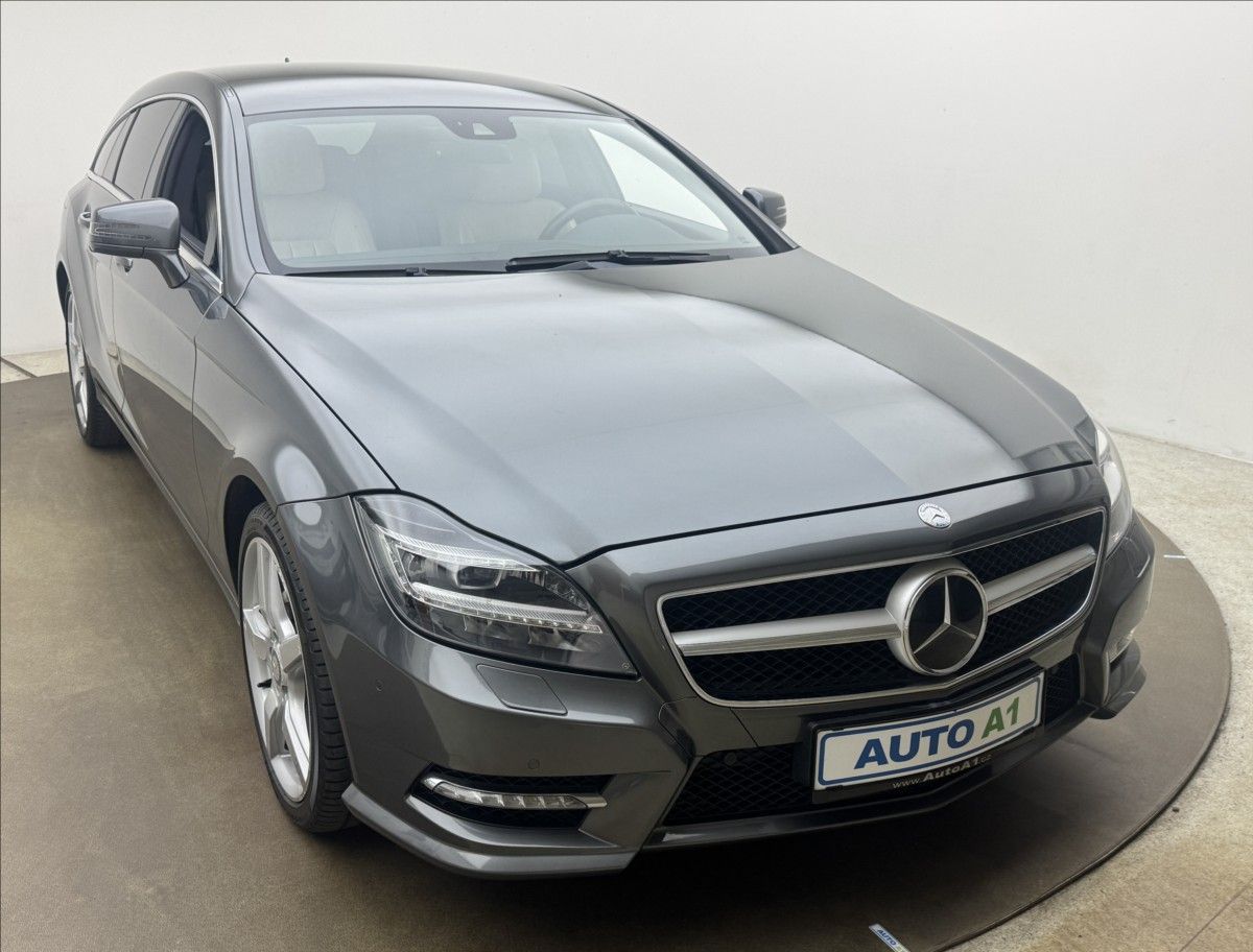 Mercedes-Benz CLS, 3,0 DPH 4X4 H/K AMG LED ACC ČR - fotka 3
