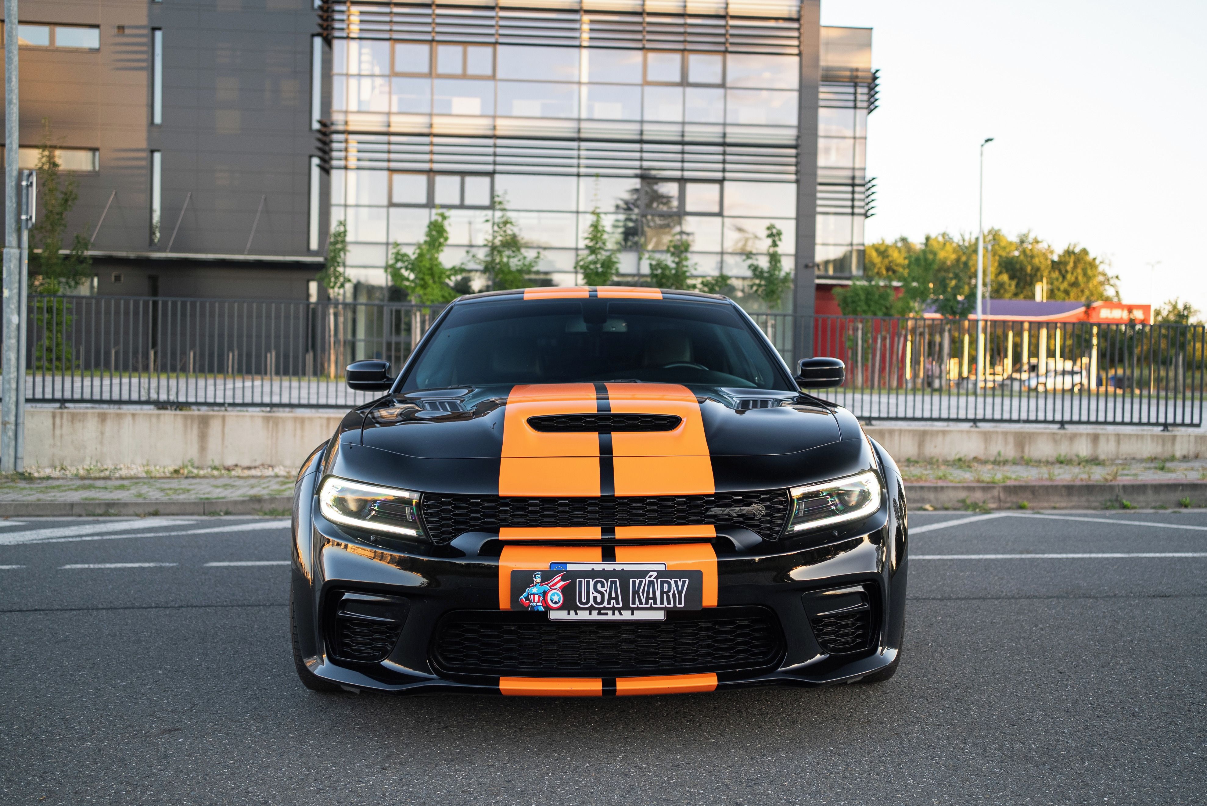 Dodge Charger, 6.2 SRT HELLCAT - EU verze - fotka 3