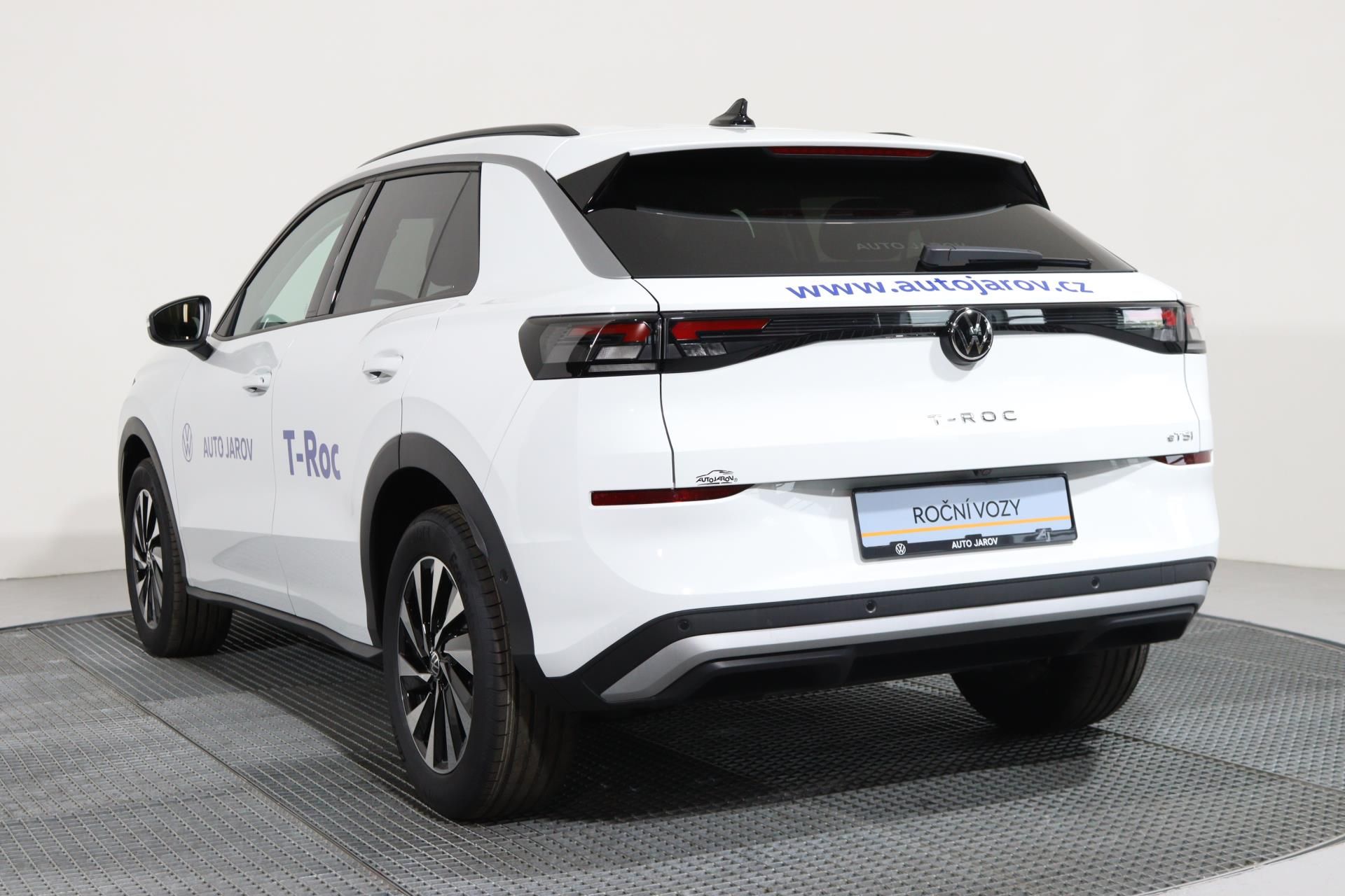 Volkswagen T-Roc, Life 1,5 eTSI 110 kW 7DSG - fotka 3