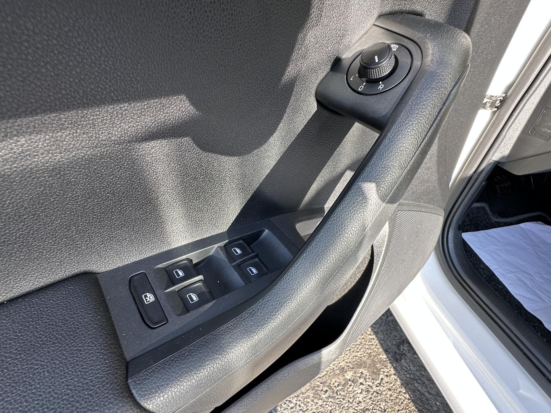Škoda Octavia, KOMBI 4x4 *1.6TDI/77kW *2.Maj - fotka 5