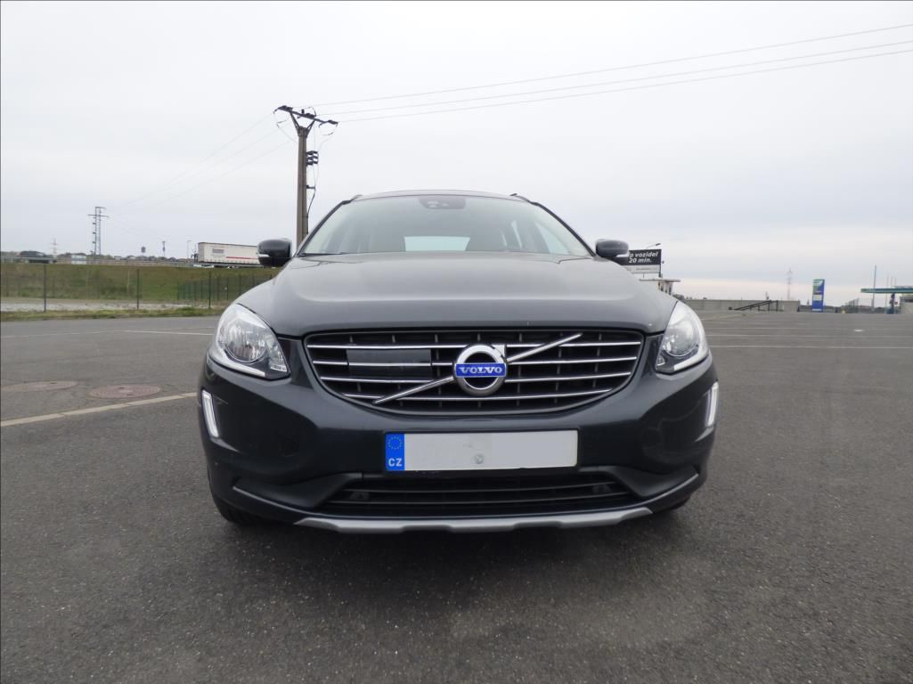 Volvo XC60, 2,0 D3  Summum - fotka 2